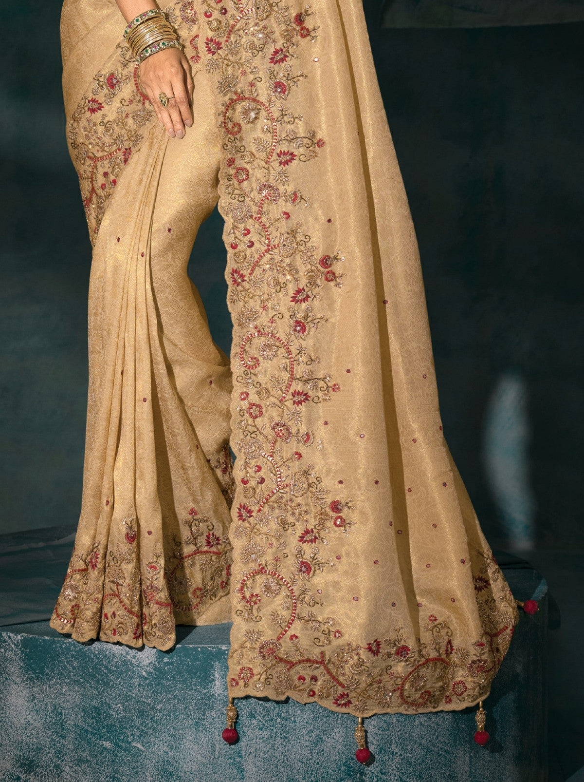 Tuscan Beige Wedding Designer Soft Silk Saree With Blouse Piece