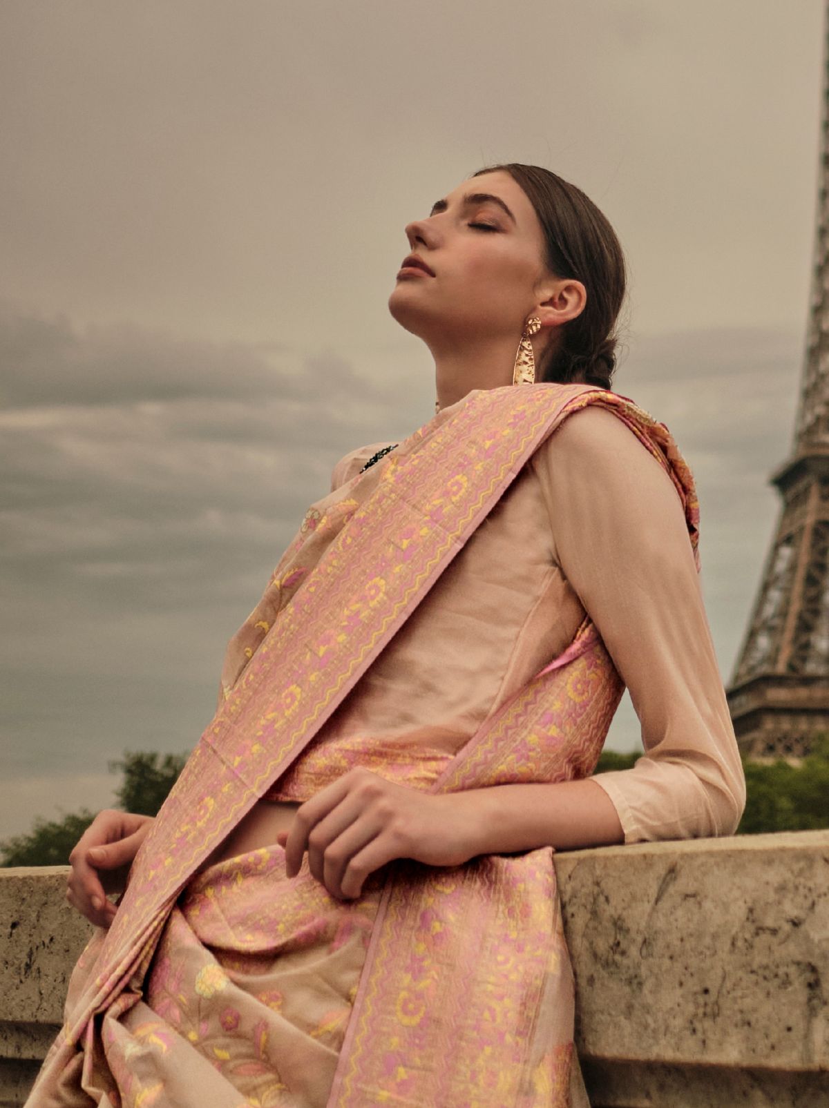 Beige Organza Kashmiri Designer Handloom Silk Saree - TrendOye