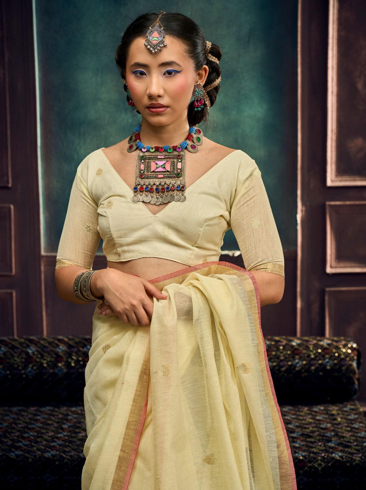 Beige Pure Munga Silk Traditional Handloom Saree