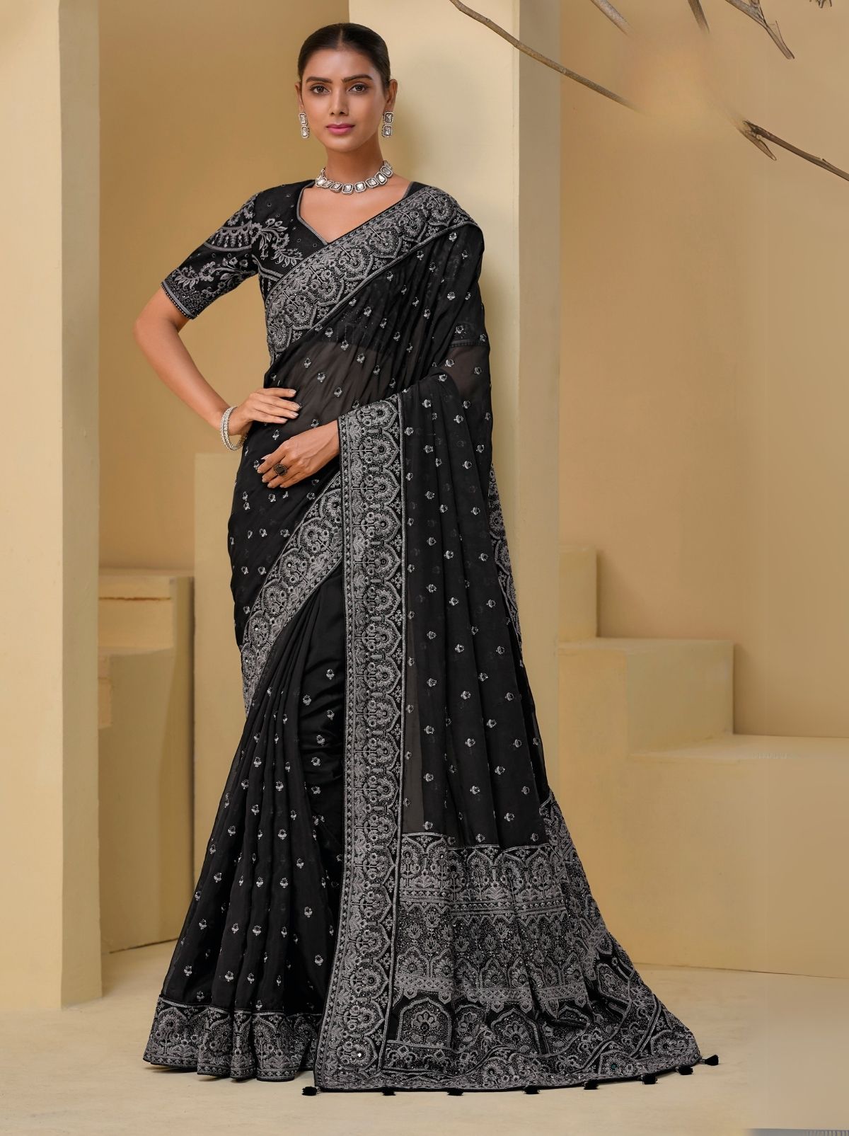 Black-White Premium Wedding Designer Saree - TrendOye