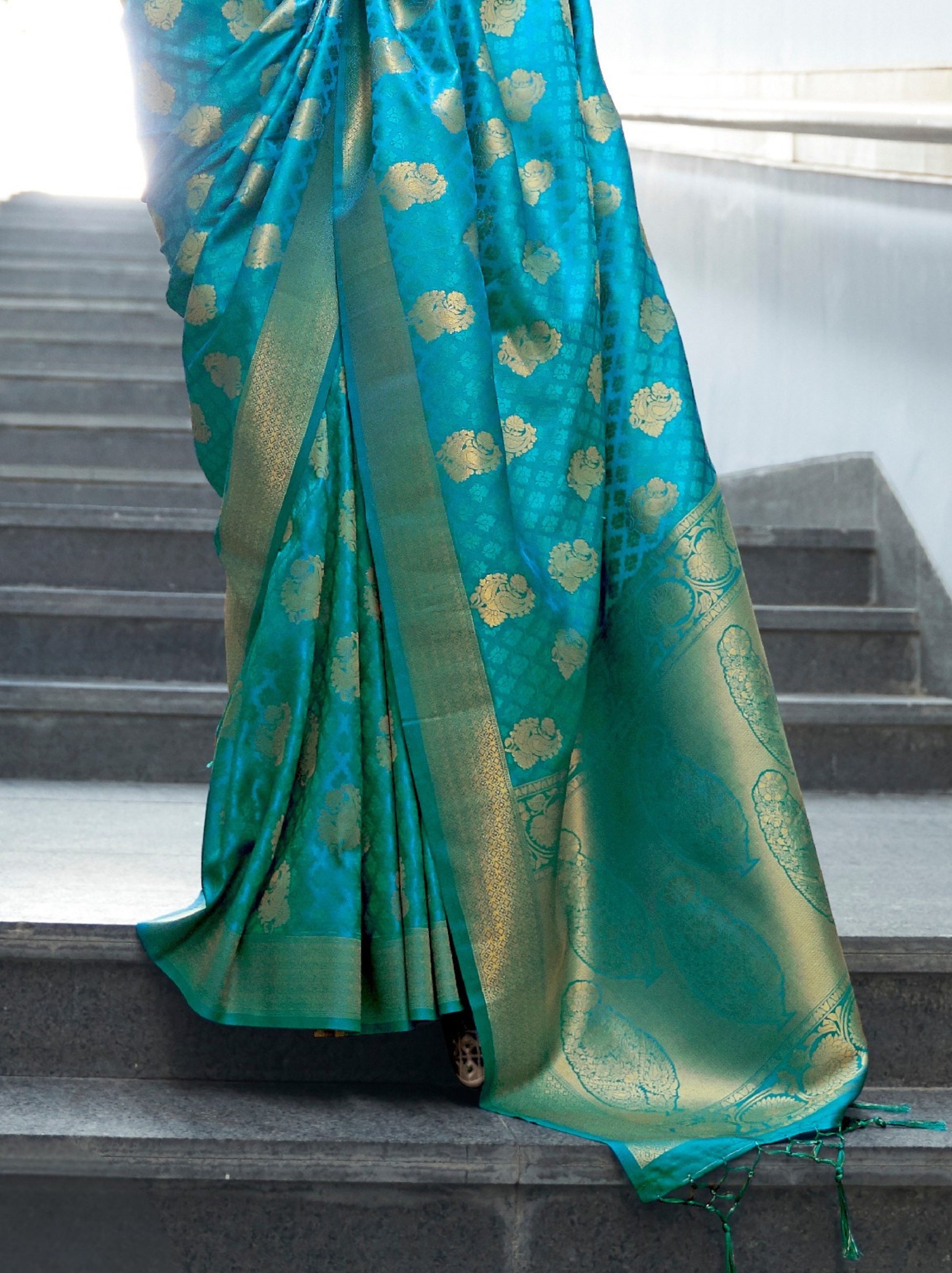 Azure Blue Fancy Soft Silk Saree With Blouse Piece - TrendOye