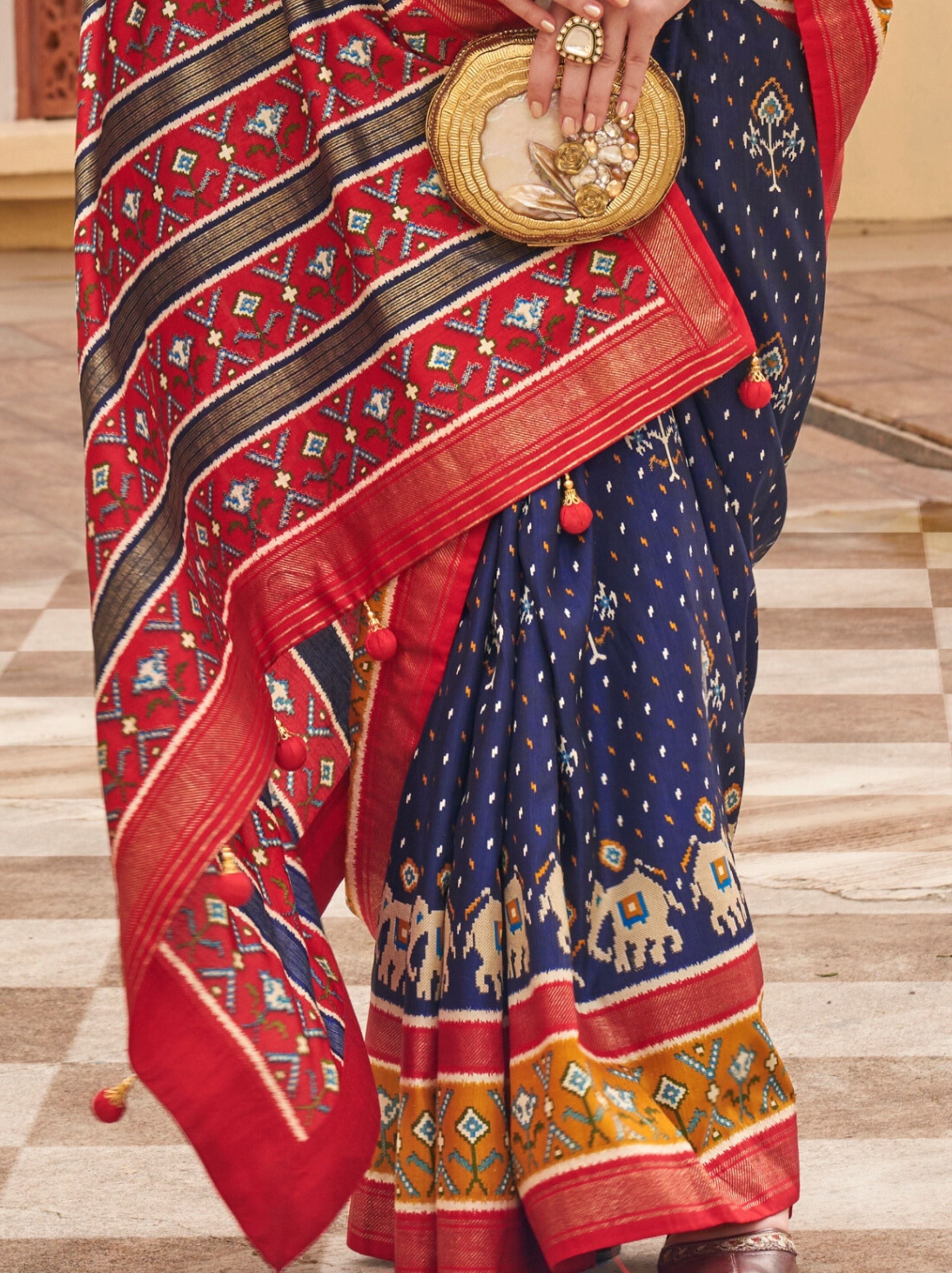 Space Blue Silk Blended Saree - TrendOye