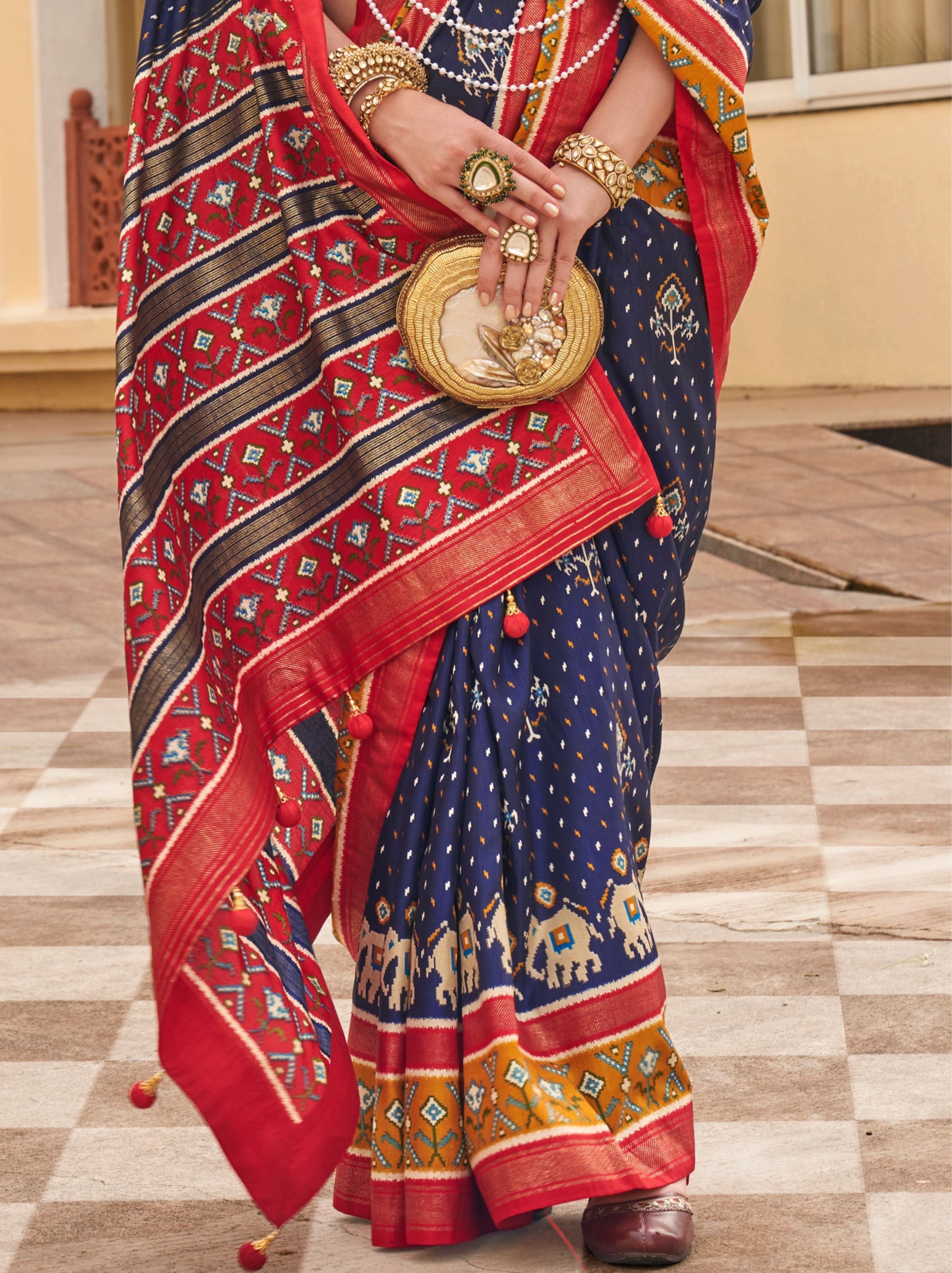 Space Blue Silk Blended Saree - TrendOye