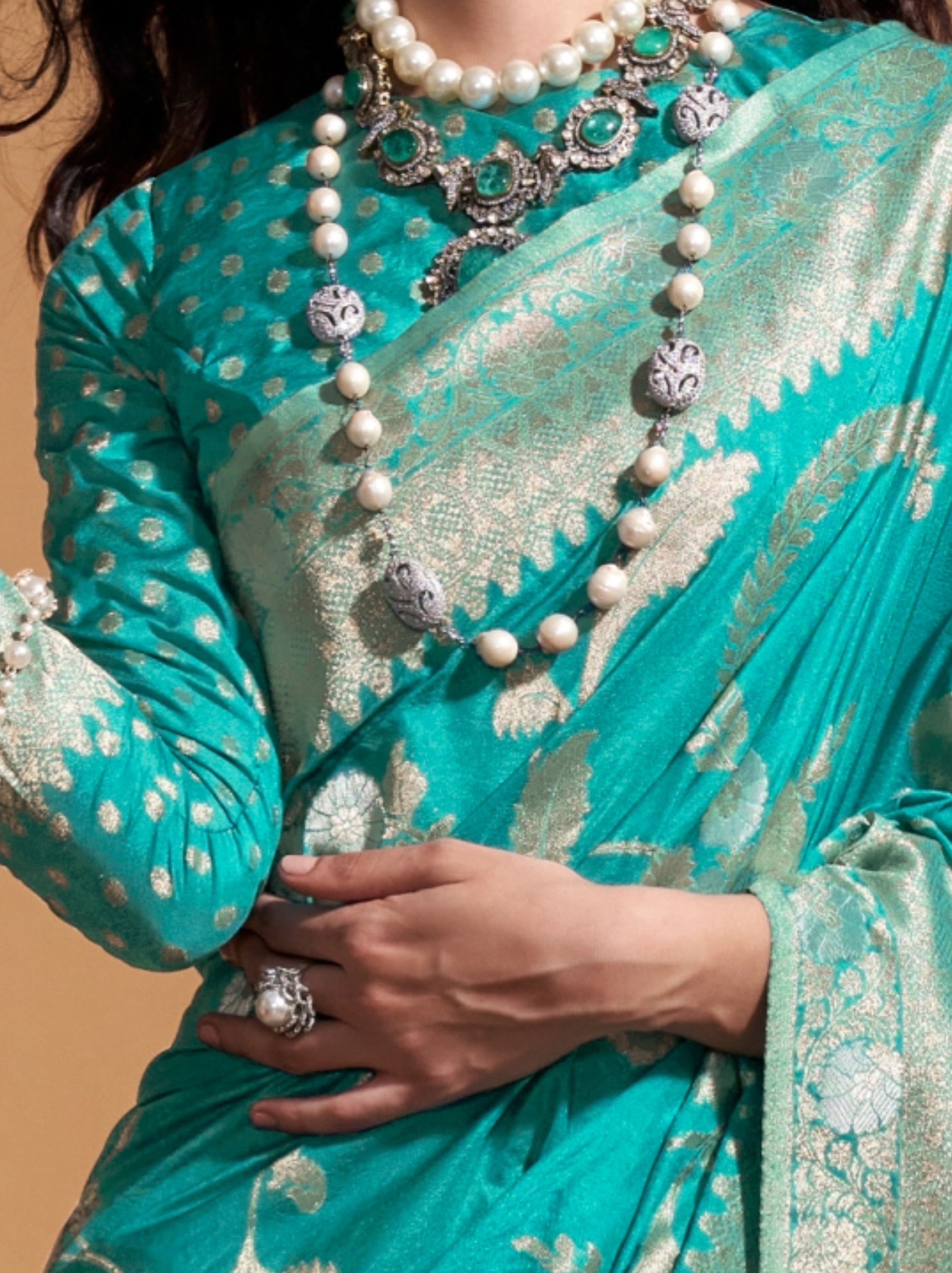 Turquoise Blue Premium Georgette Saree With Unstitched Blouse - TrendOye