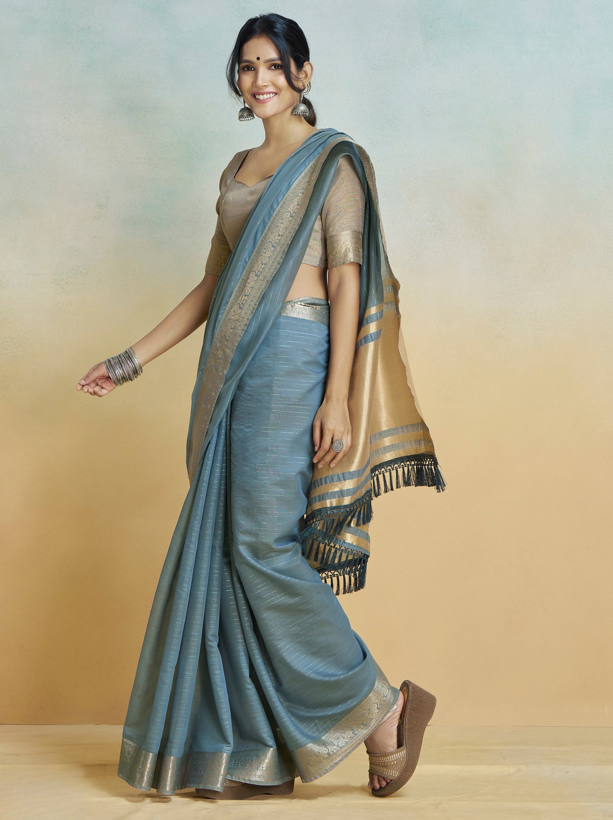Air Force Blue Handloom Silk Saree With Blouse Piece