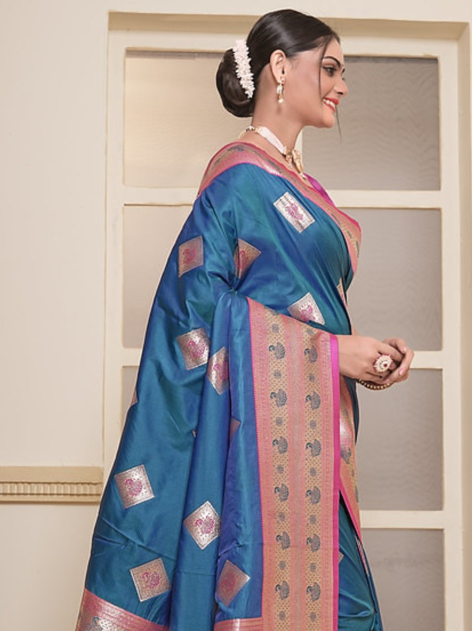 Sapphire Blue Soft Silk Paithani Saree With Contrast Blouse Piece - TrendOye