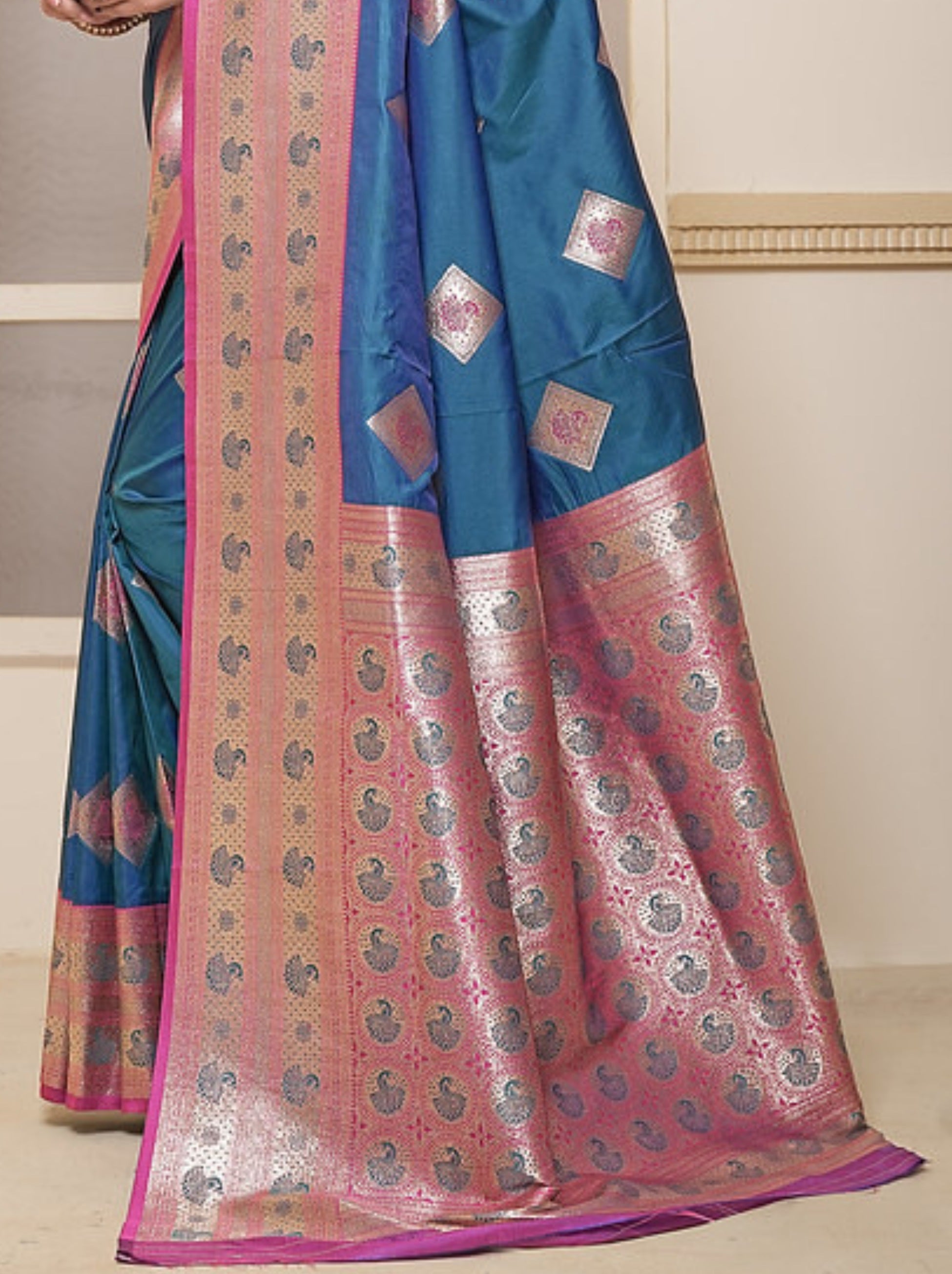 Sapphire Blue Soft Silk Paithani Saree With Contrast Blouse Piece - TrendOye