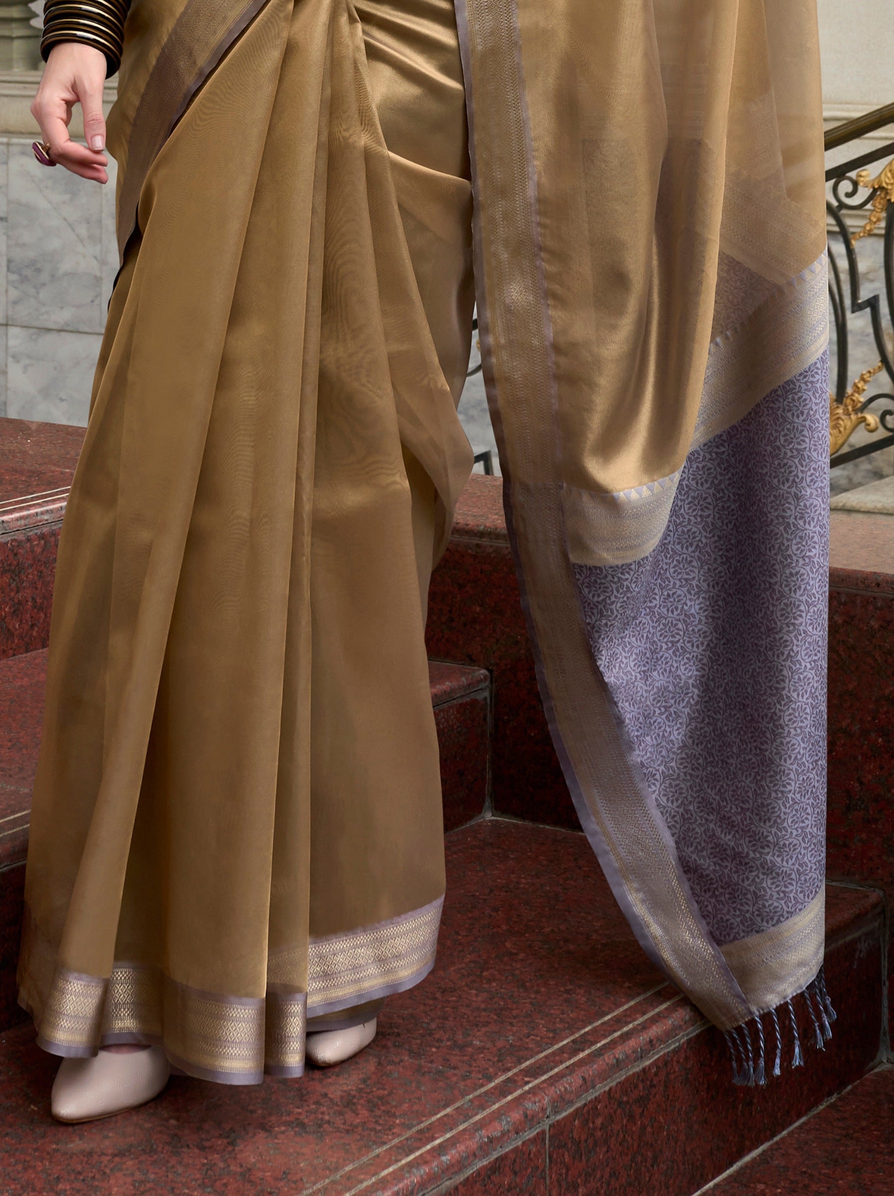 Peanut Brown Tissue Silk Saree With Blouse Piece - TrendOye