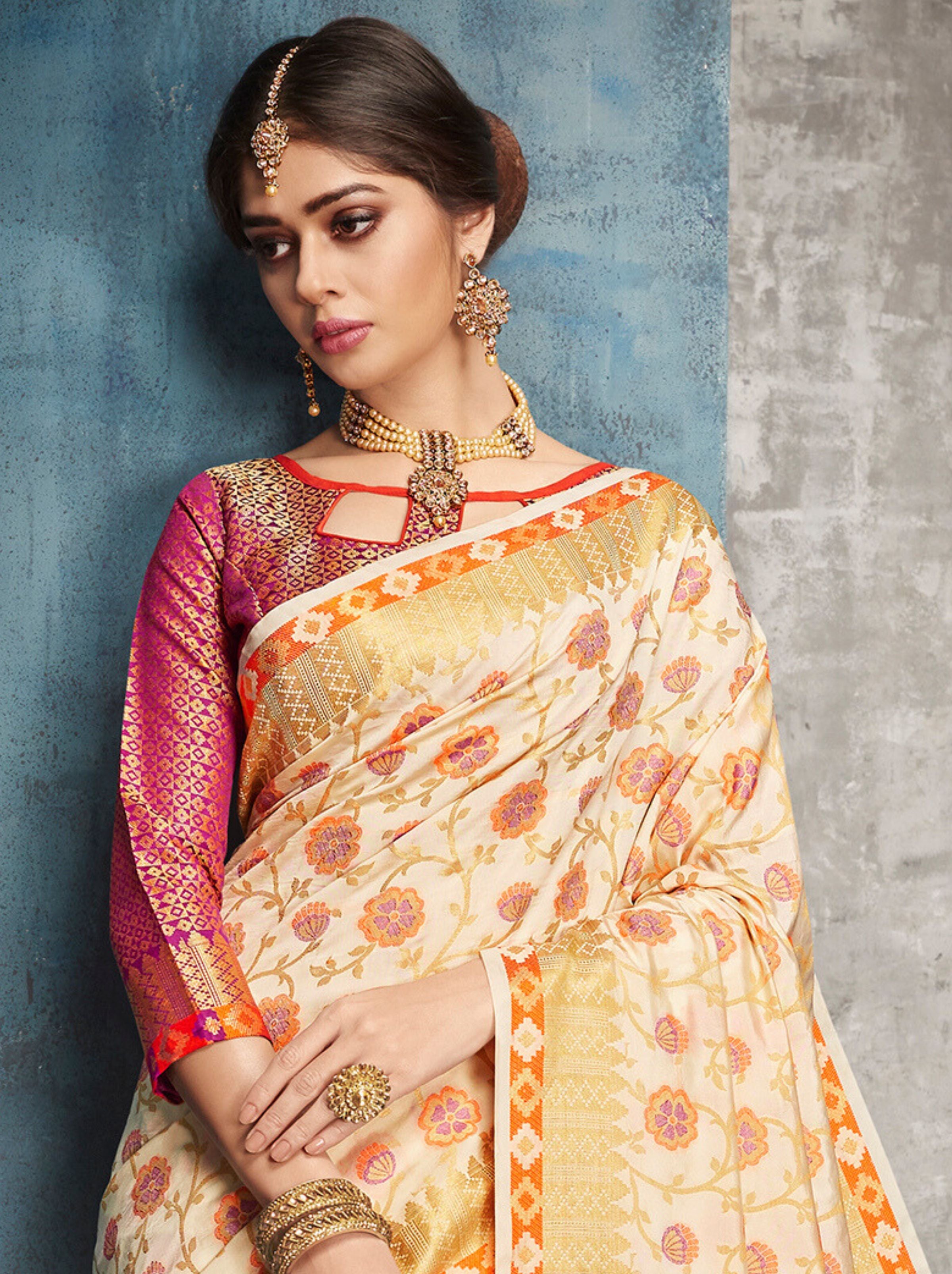 Cream Banarasi Silk Blend Saree - TrendOye