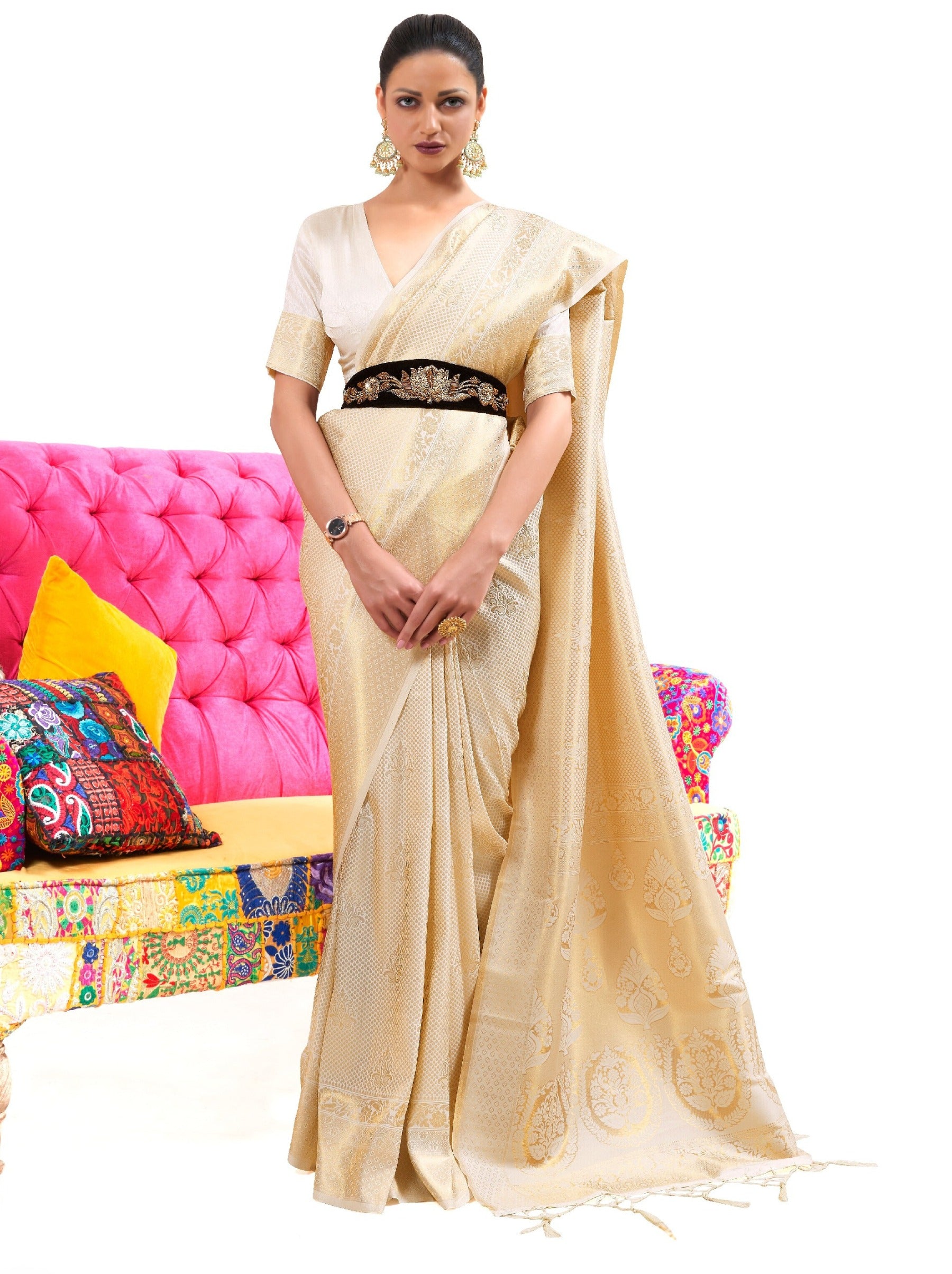 Golden Premium Kanjeevaram Silk Wedding Saree - TrendOye