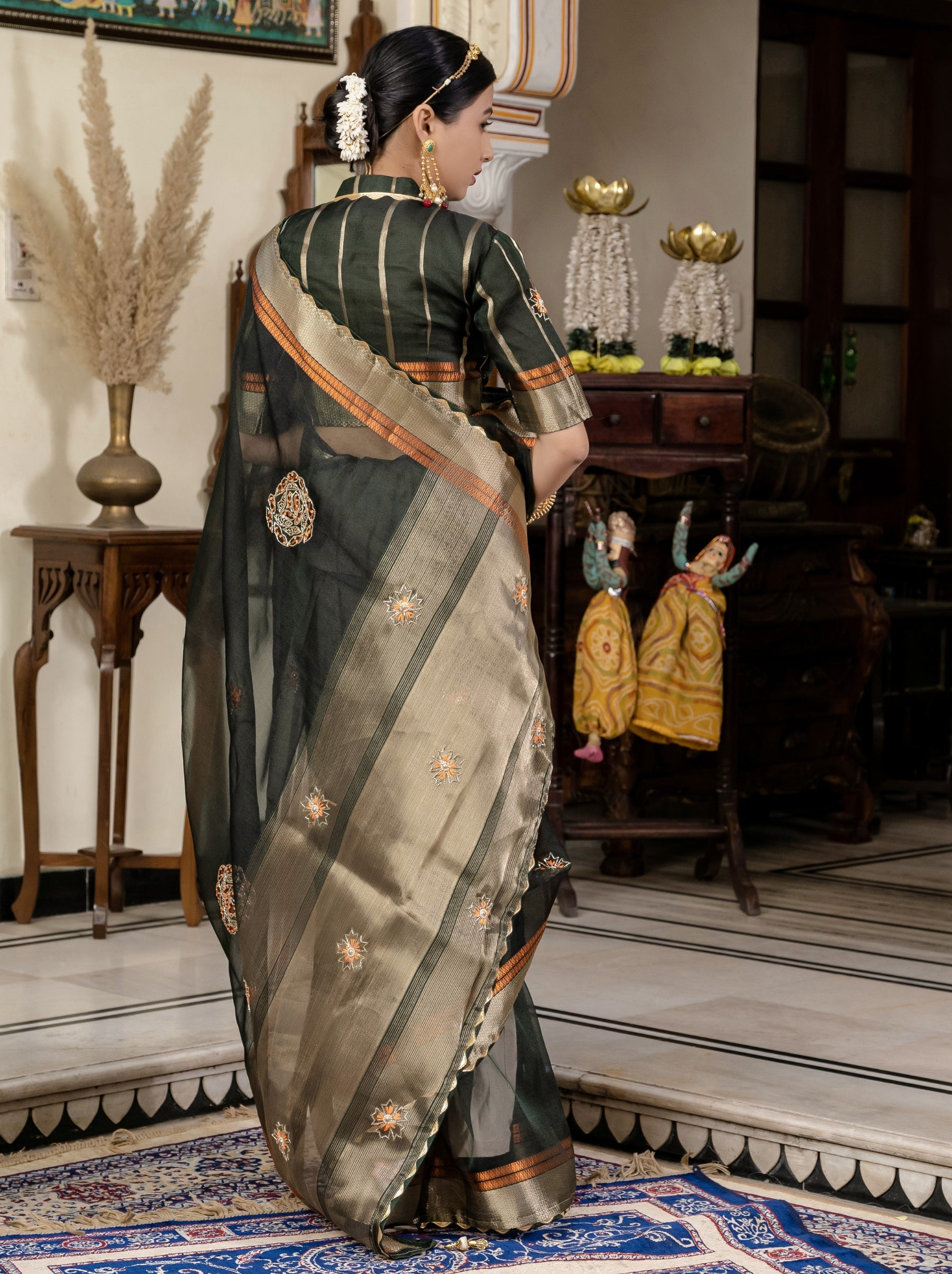 Dark Green Fancy Linen Saree With Blouse Piece - TrendOye