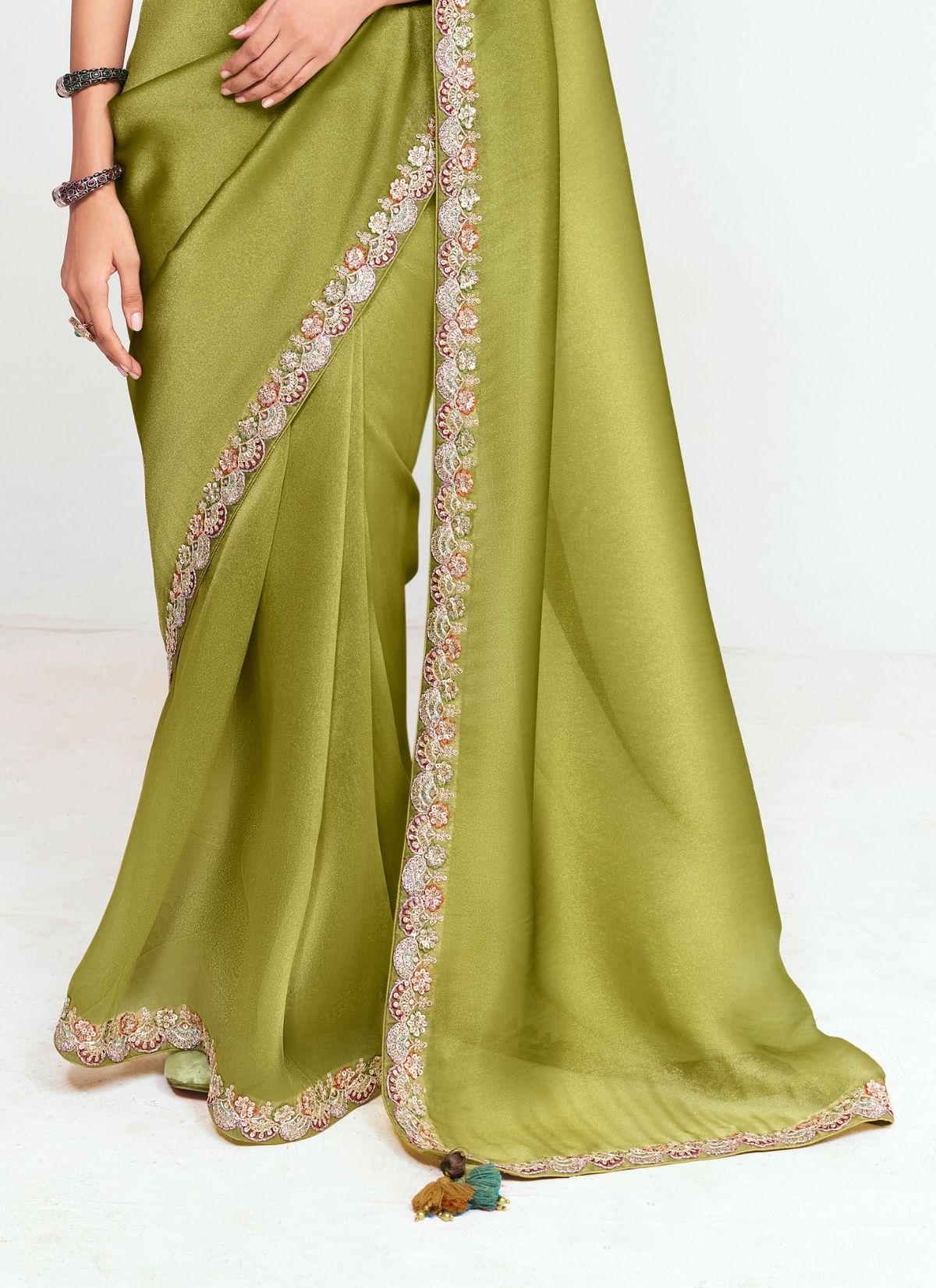 Olive Green Party Fancy Premium Saree With Fine Blouse Piece - TrendOye