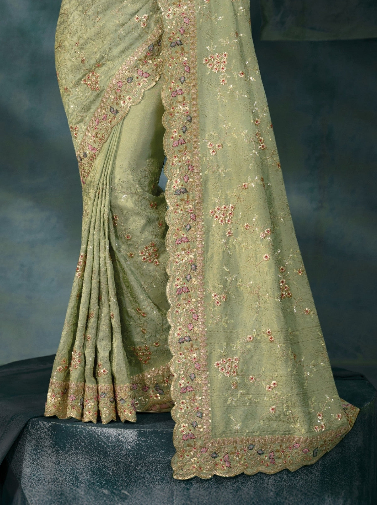 Pistachio Green Wedding Premium Banarasi Silk Saree With Blouse Piece