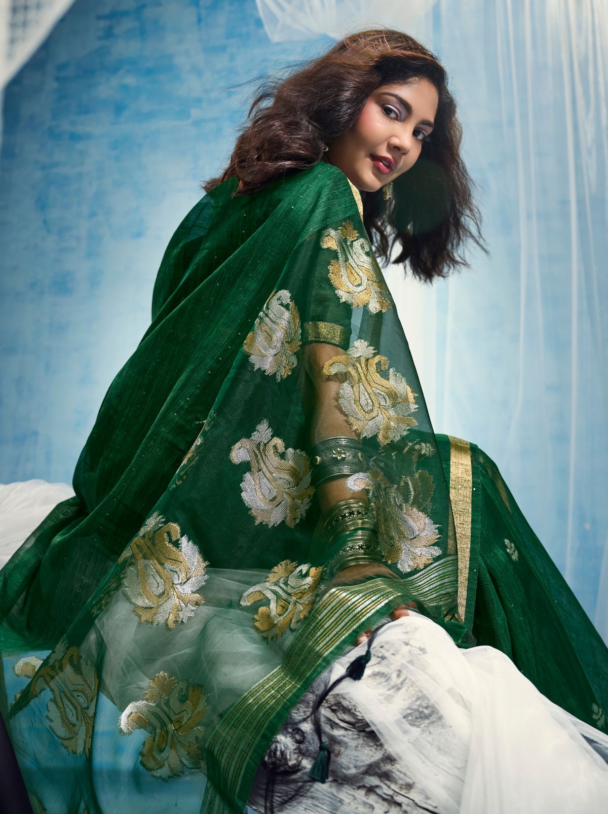 Sacramento Green Premium Munga Silk Ethnic Saree With Tassels