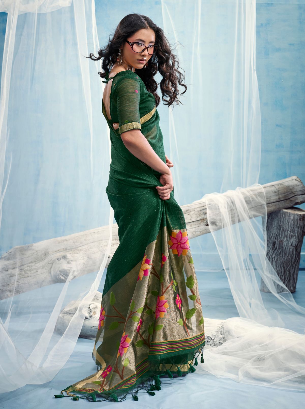 Sacramento Green Pure Munga Silk Ethnic Saree With Floral Work