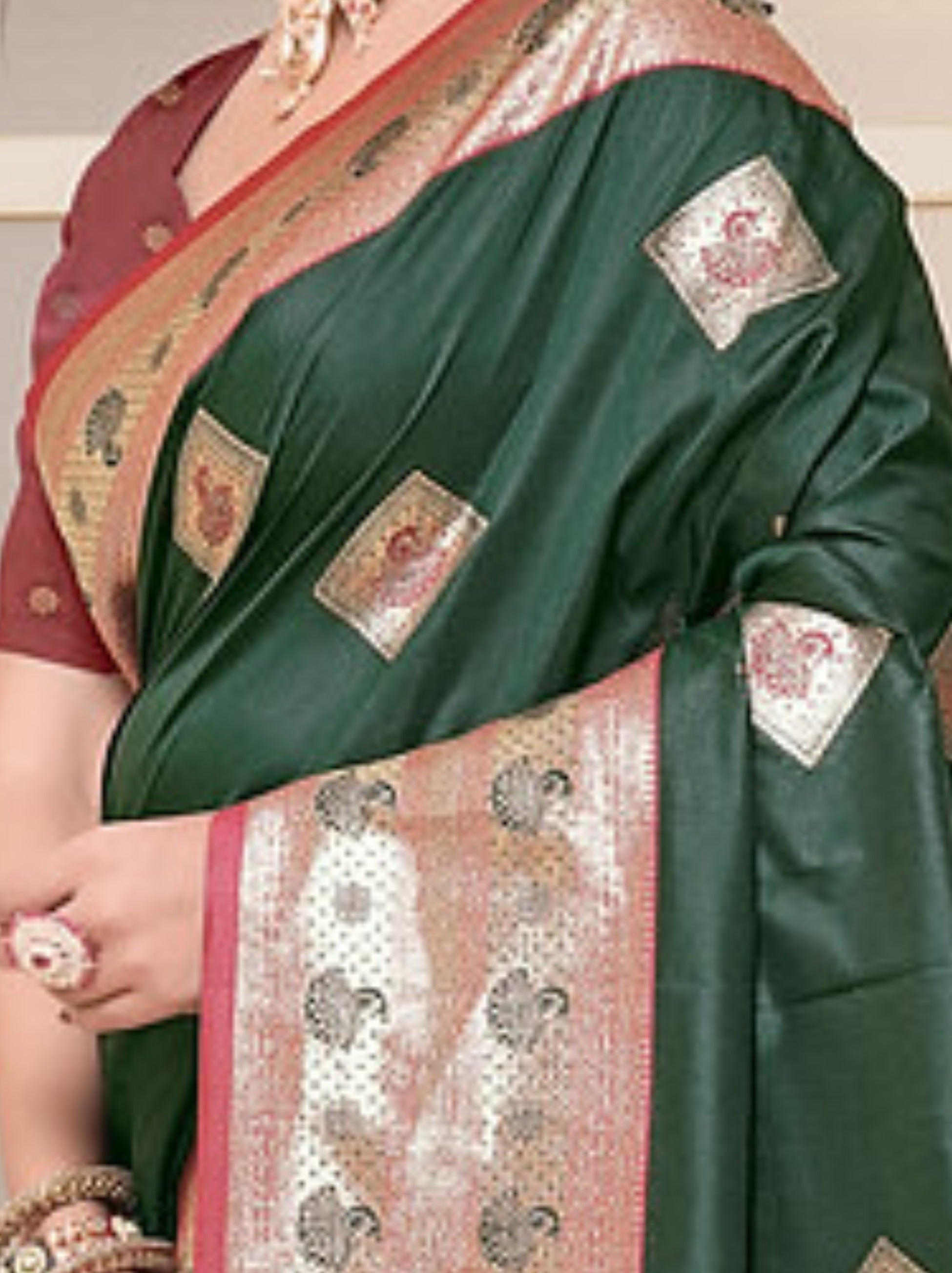 Sacramento Green Soft Silk Paithani Saree With Contrast Blouse Piece - TrendOye