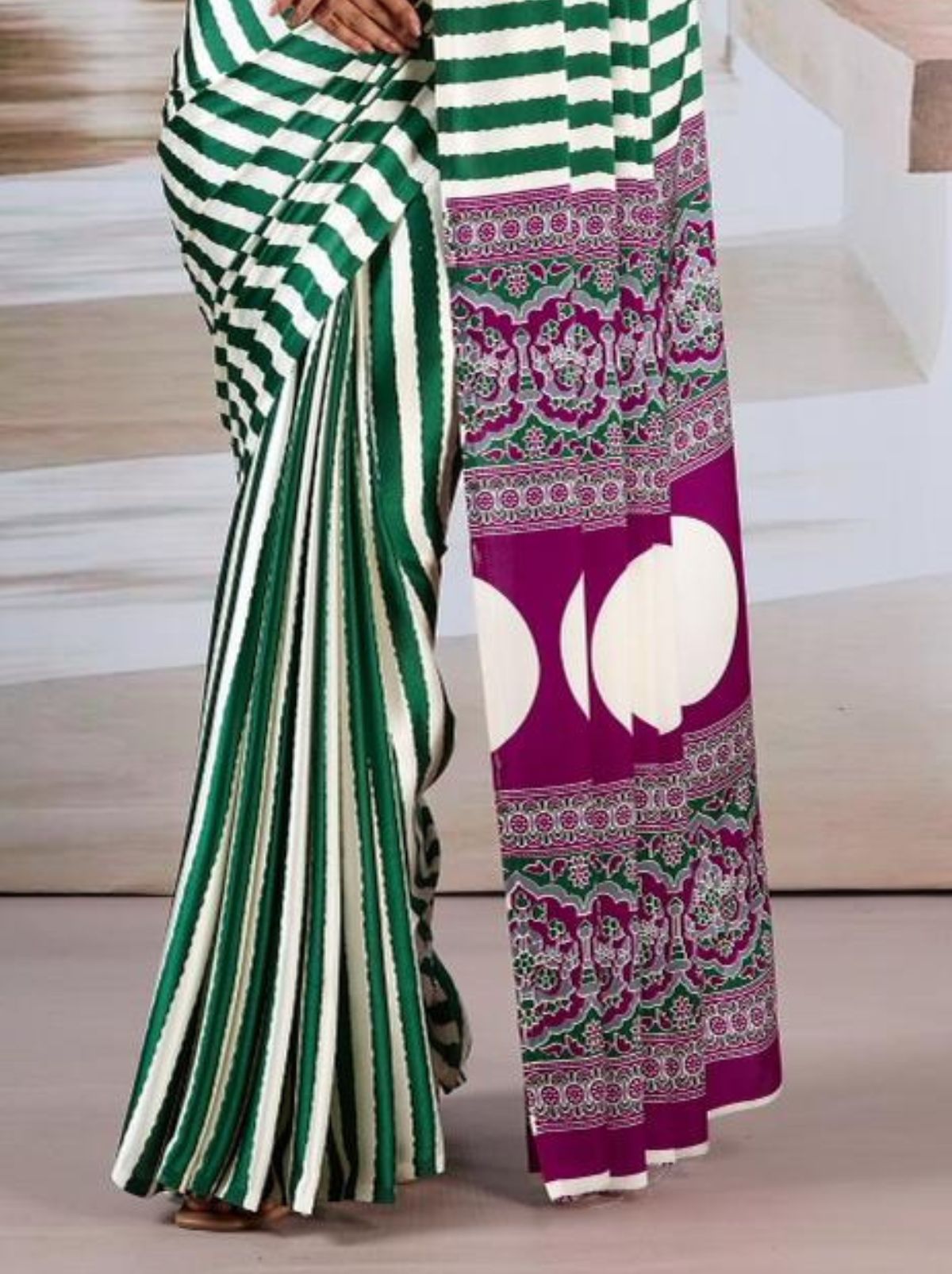 Hunter Green Trendy Striped Ajrakh Print Saree With Blouse Piece - TrendOye