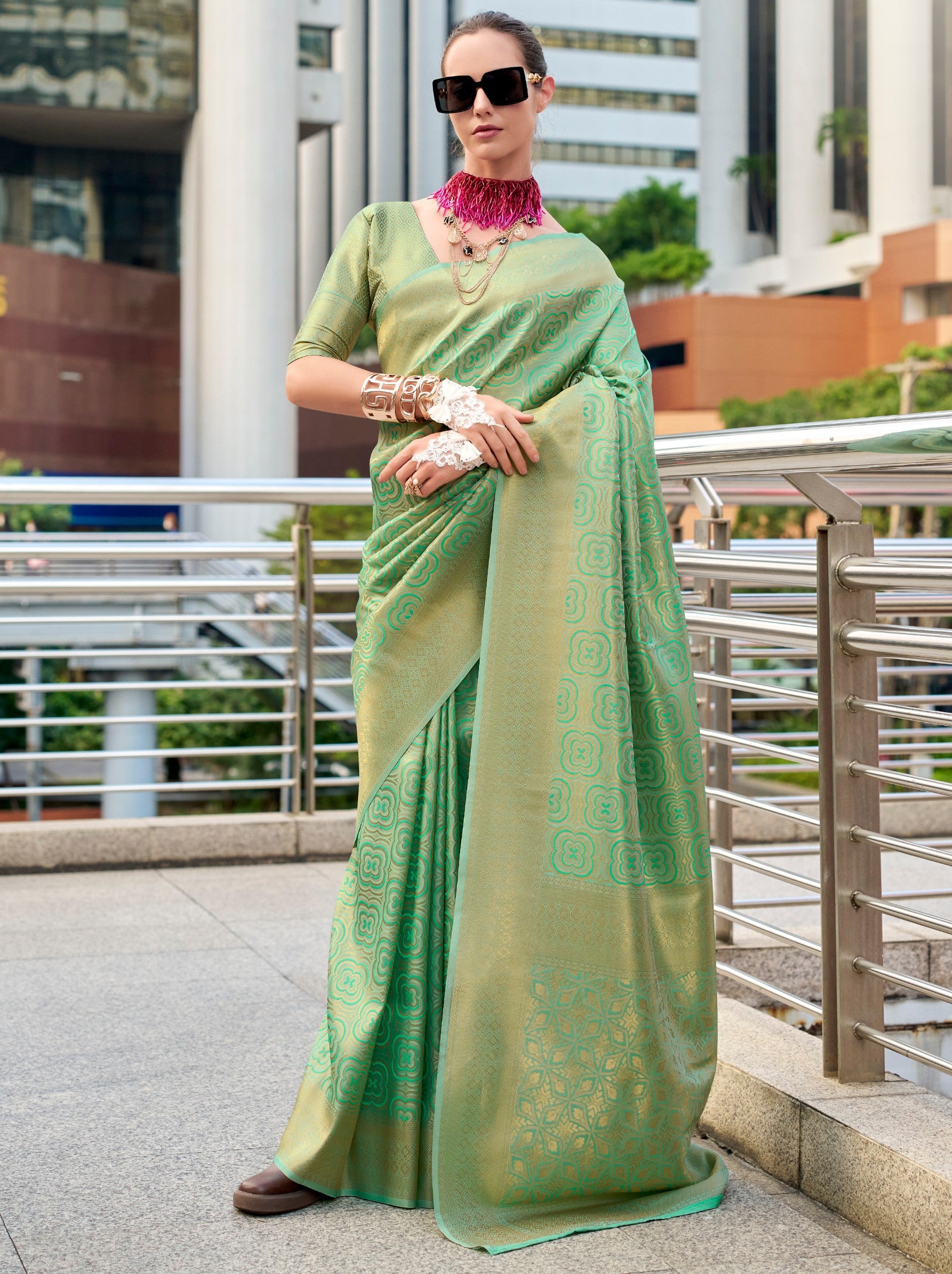 Emerald Green Kanjivaram Festive Saree - TrendOye