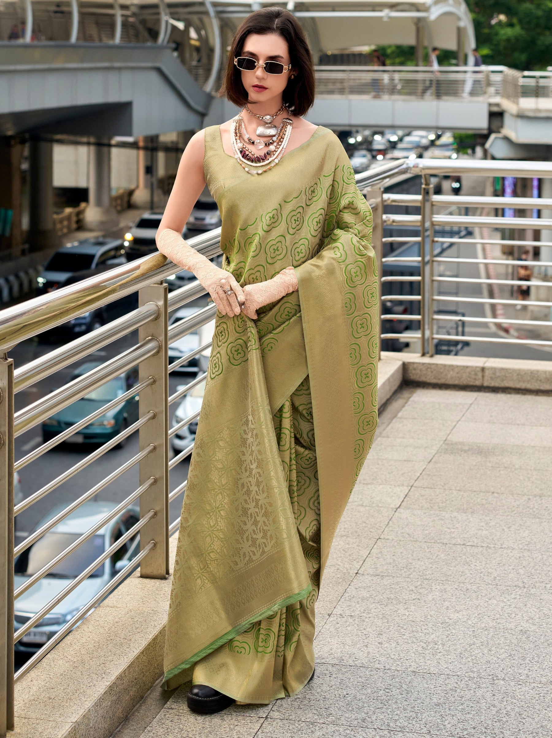 Moss Green Kanjivaram Festive Saree - TrendOye