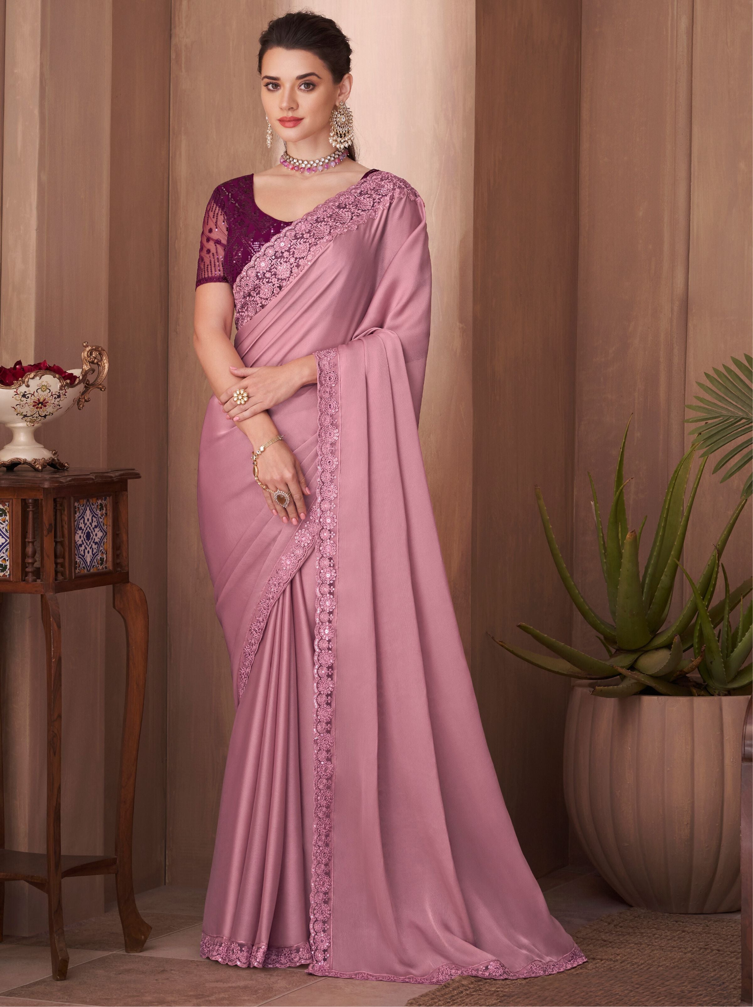 Thulian Pink fancy Silk Blended Saree - TrendOye