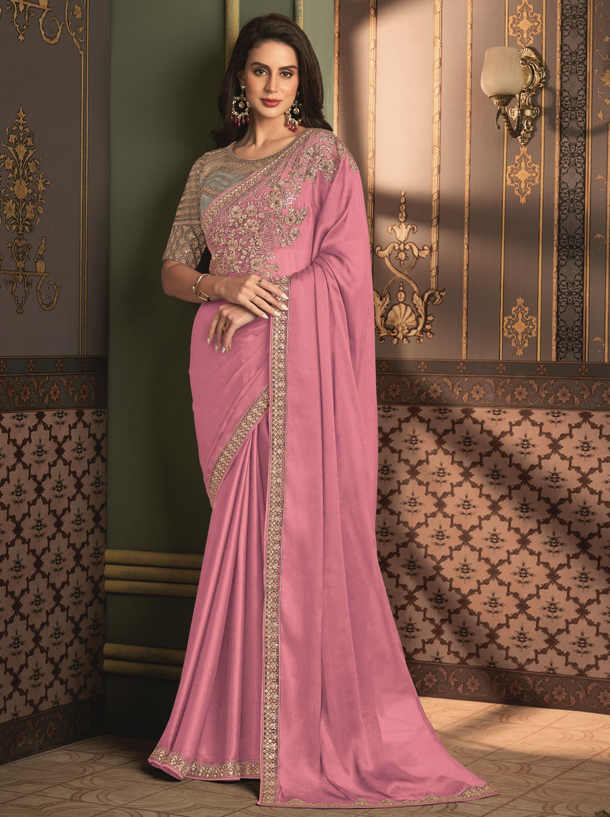 Pink premium Georgette Saree - TrendOye