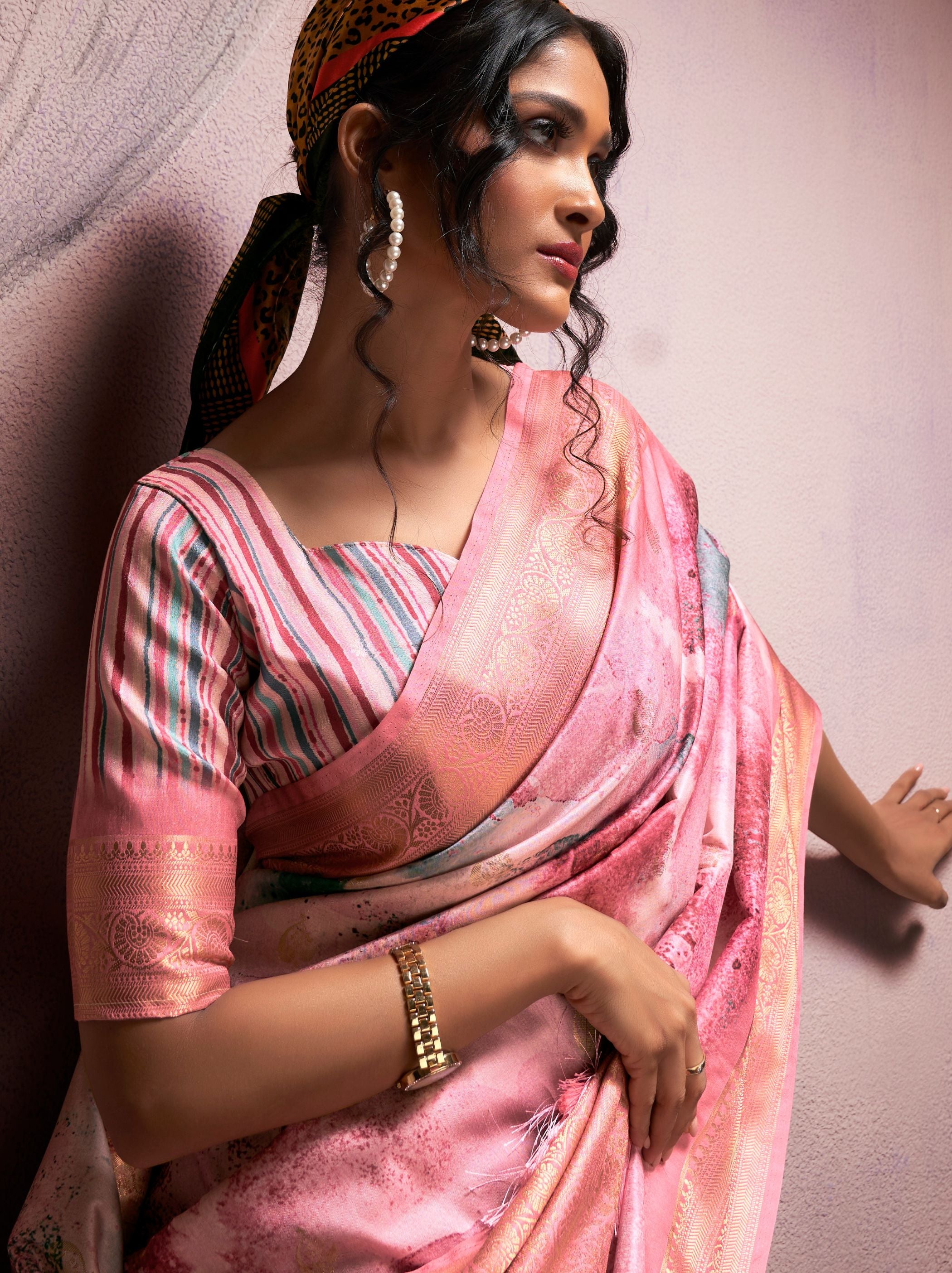 Taffy Pink Silk Blended Saree - TrendOye