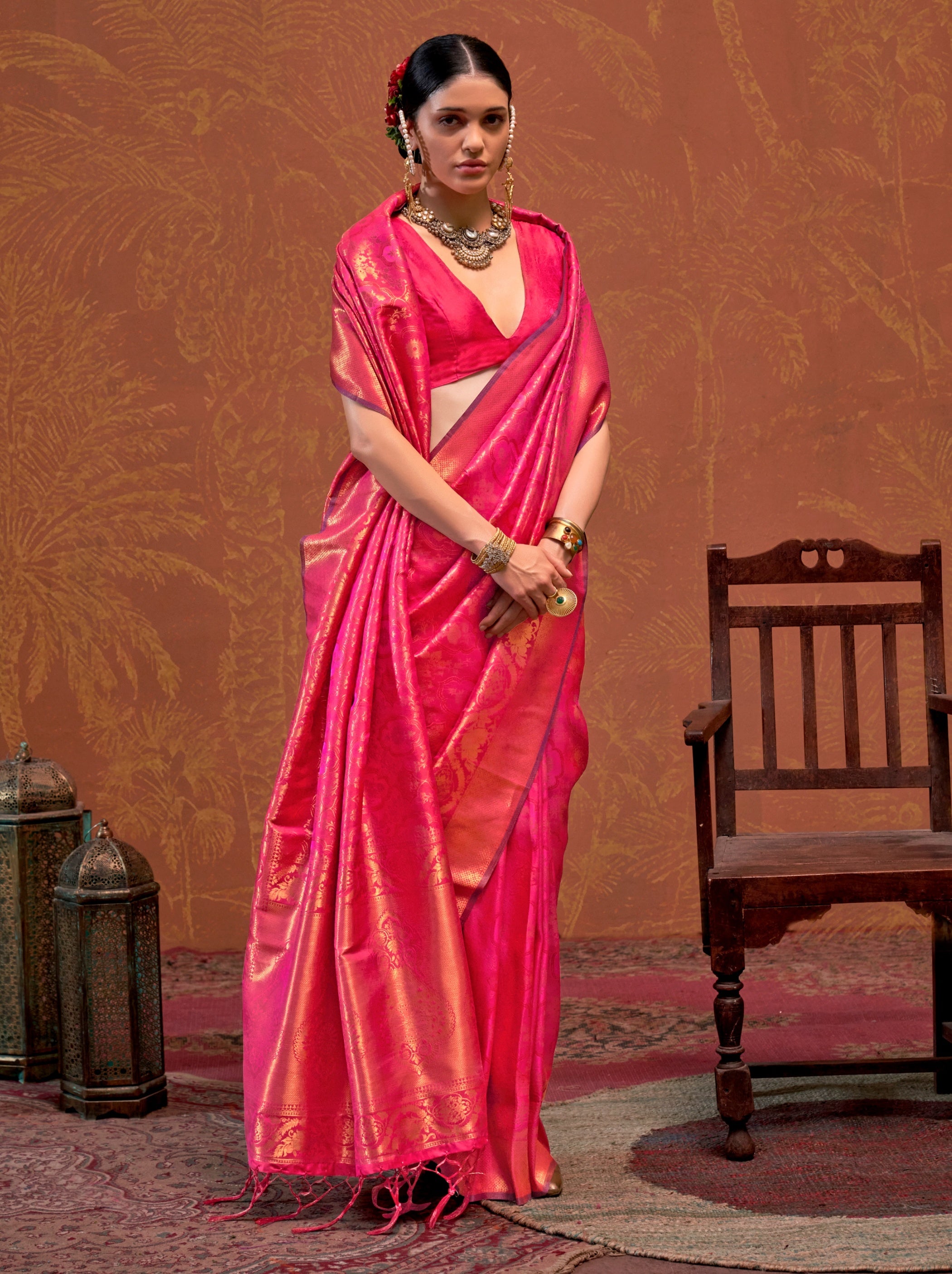 Ruby Pink Handloom Weaving Silk Festive Saree With Blouse Piece - TrendOye