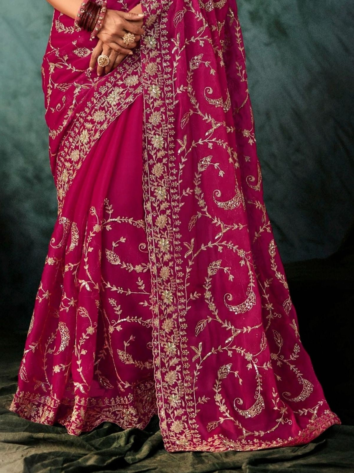 Cerise Pink Premium Crepe Silk Saree With Blouse Piece