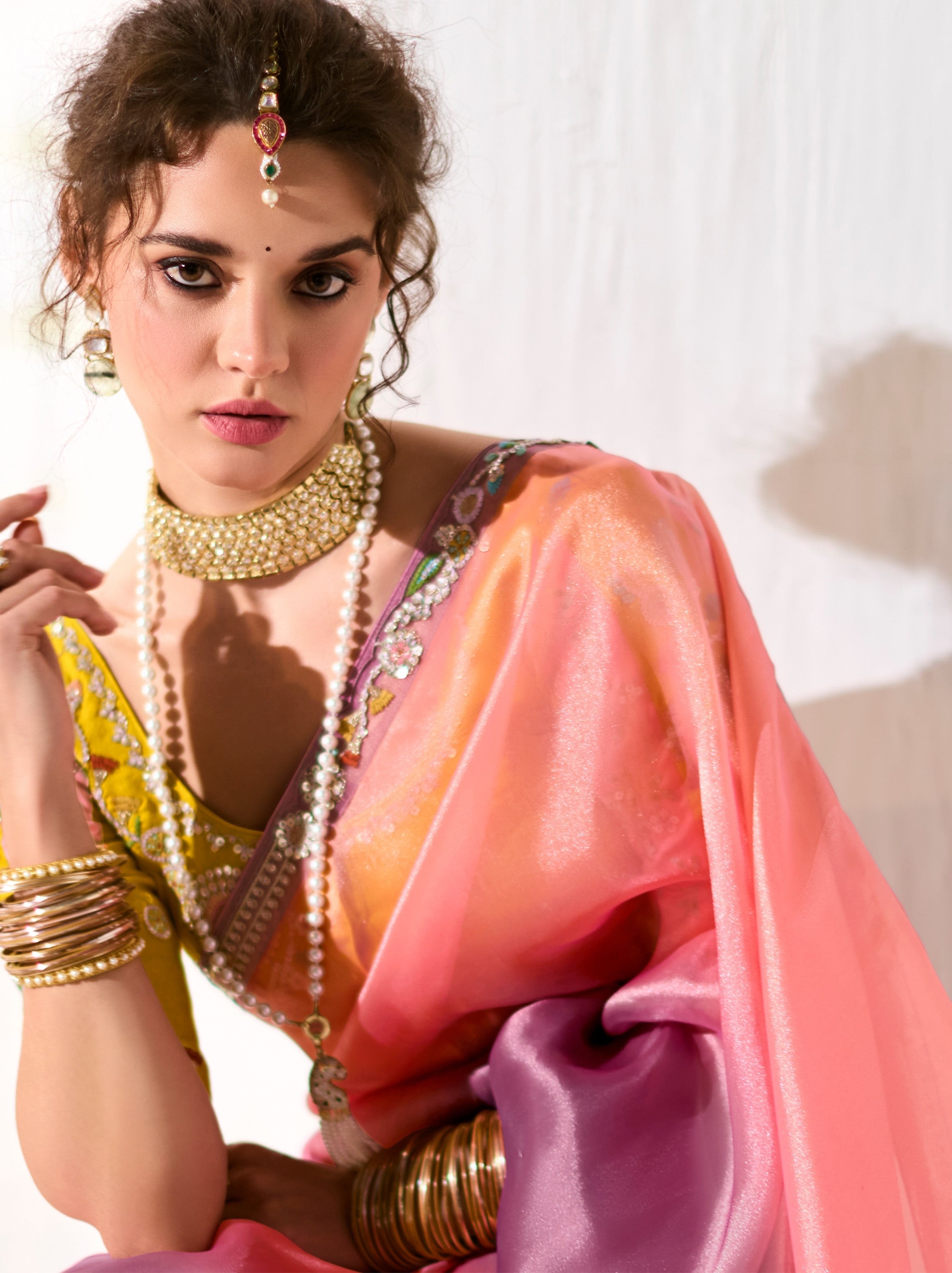 Dual Tone Pink-Purple Organza Tissue Ethnic Saree With Embroidered Border - TrendOye