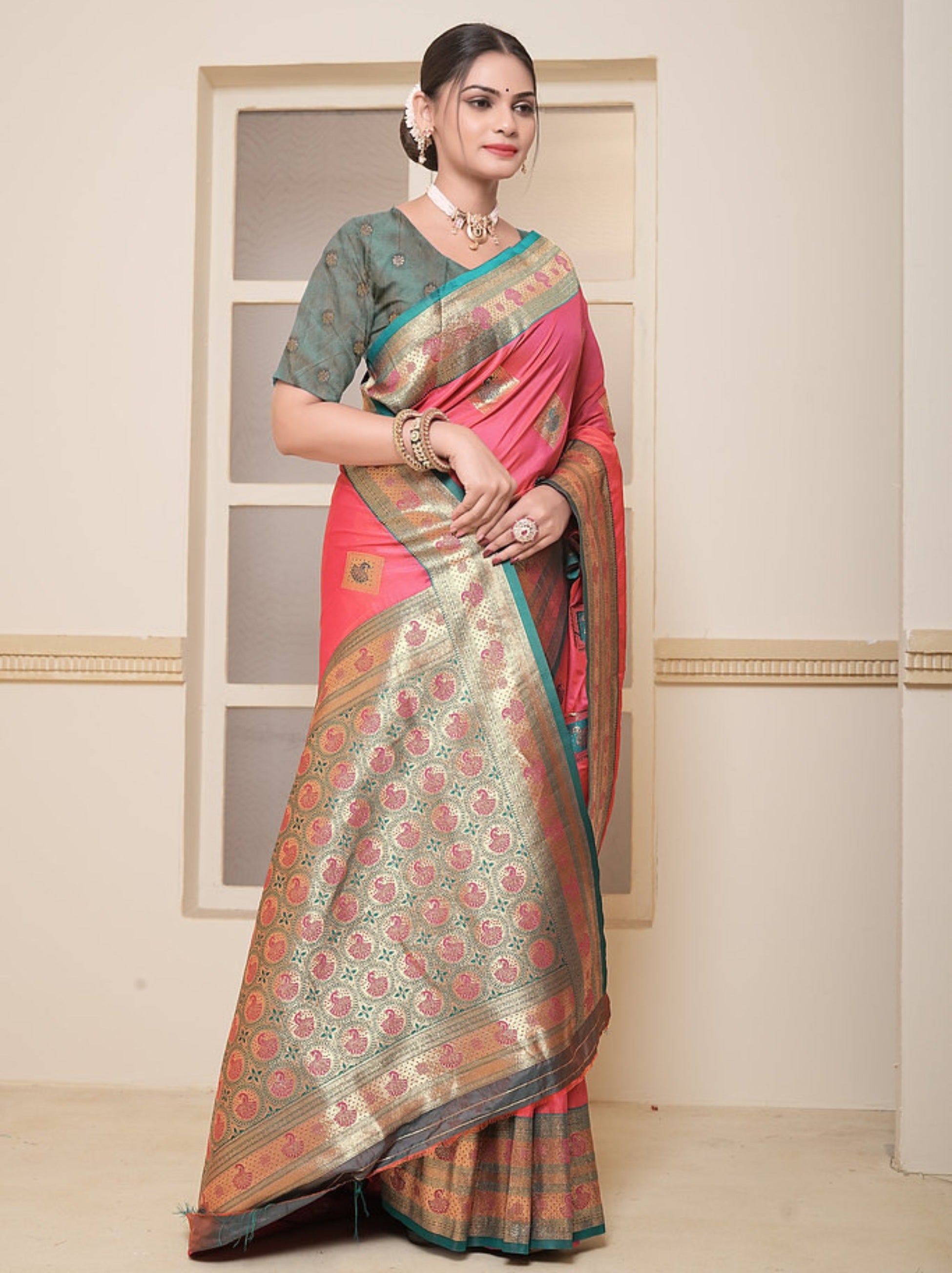 Cerise Pink Soft Silk Paithani Saree With Contrast Blouse Piece - TrendOye