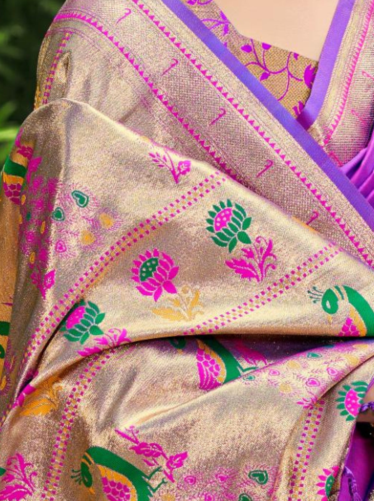 Grape Violet Designer Paithani Silk Saree with Tassels