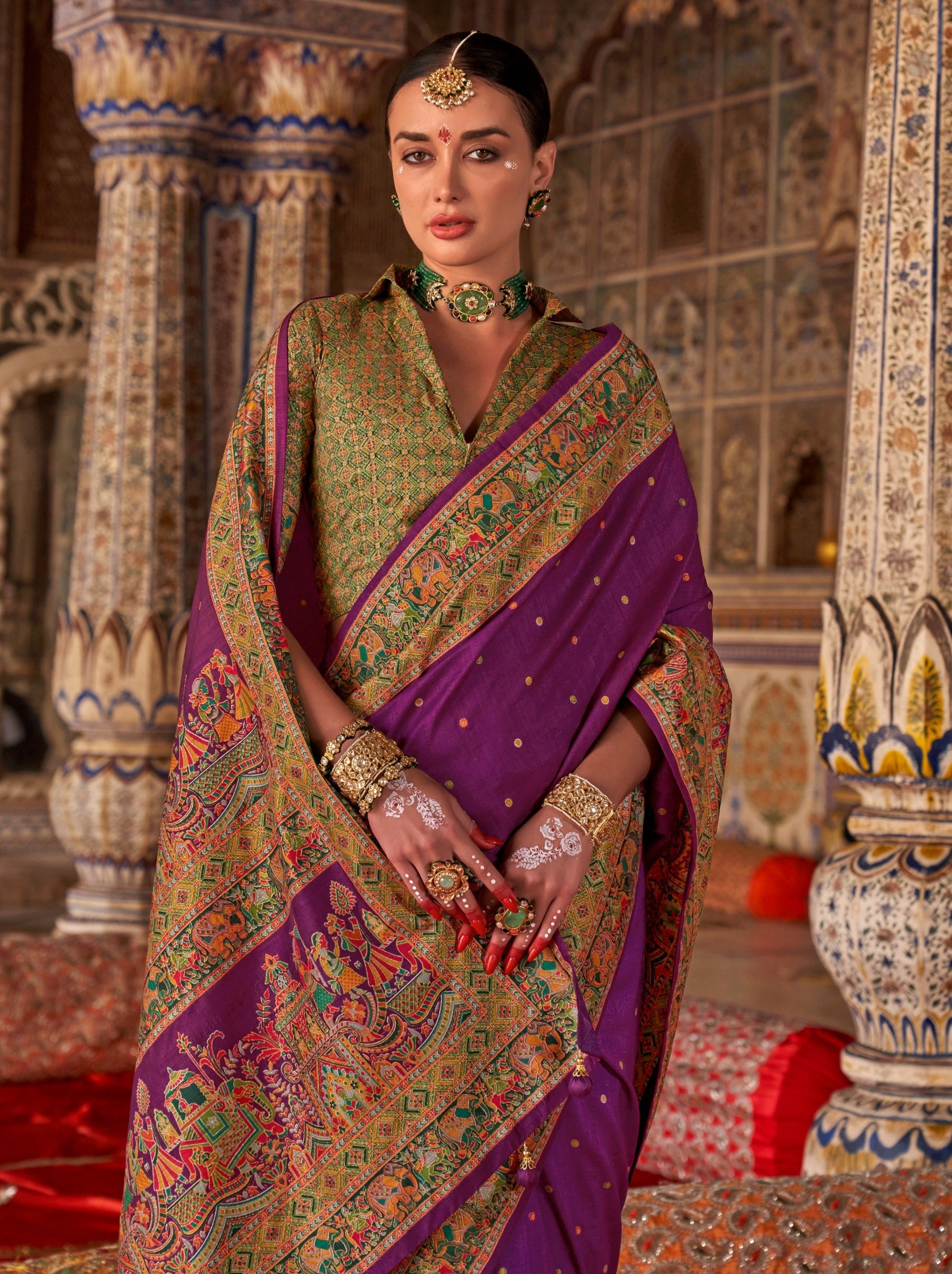 Byzantine Violet Premium Silk Saree With Traditional Pattern - TrendOye