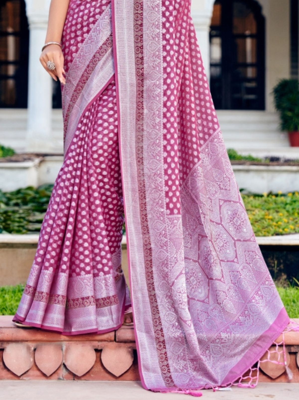 Fandango Purple Premium Georgette Saree With Weaved Motifs