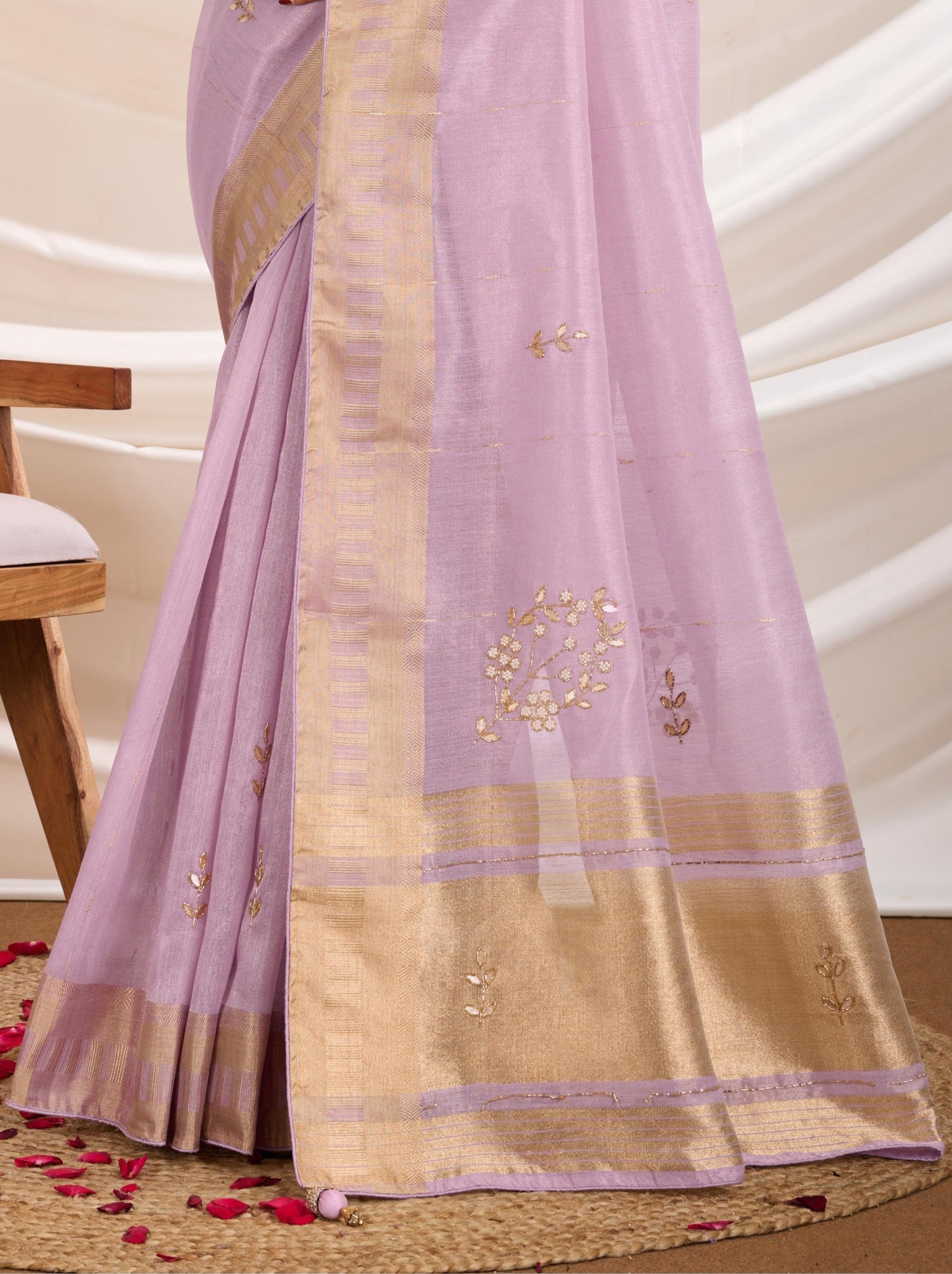 Lavender Purple Tissue Linen Premium Saree With Blouse Piece - TrendOye
