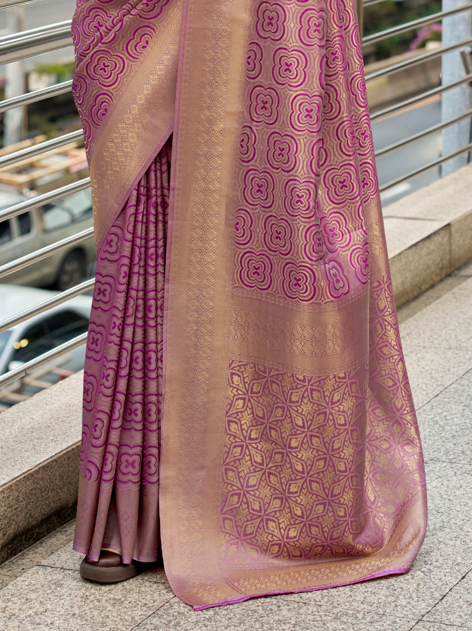 Fandango Violet Kanjivaram Festive Saree - TrendOye