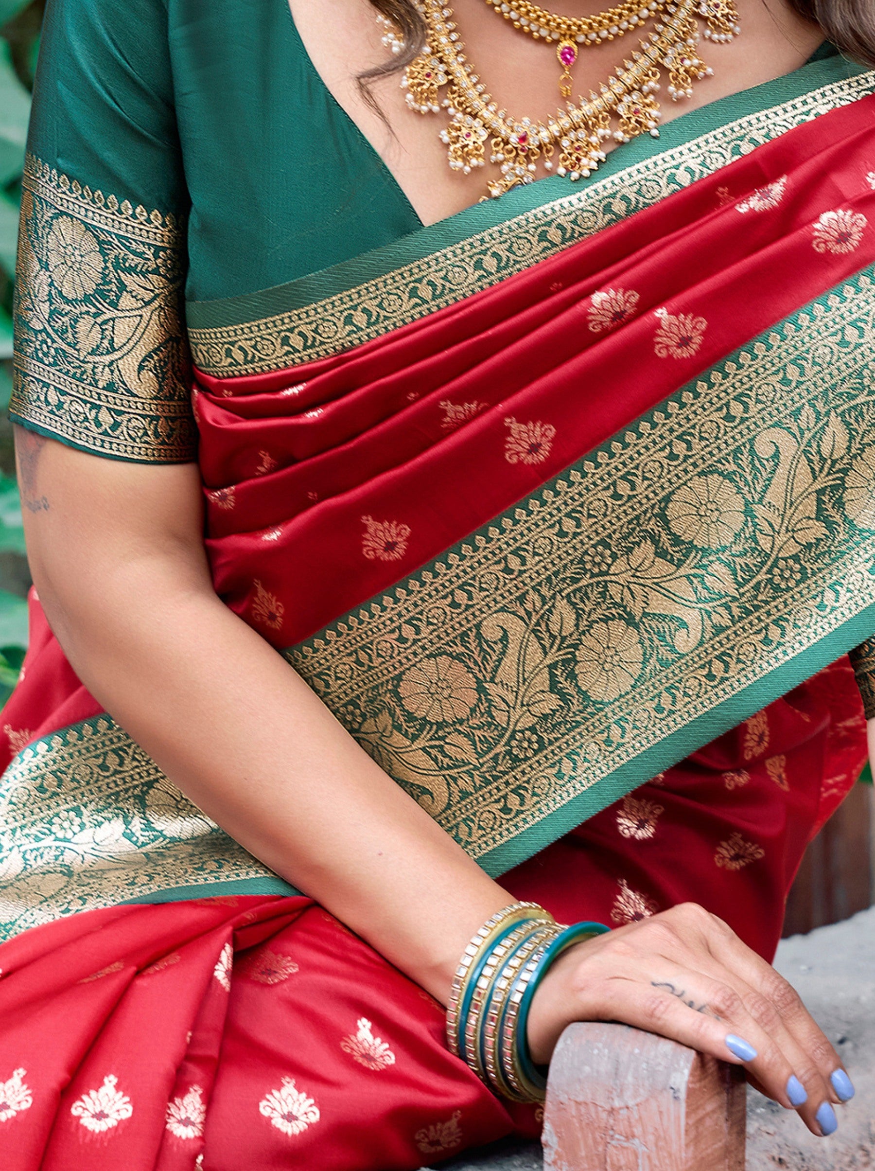 Maroon Red Premium Banarasi Silk Wedding Saree - TrendOye