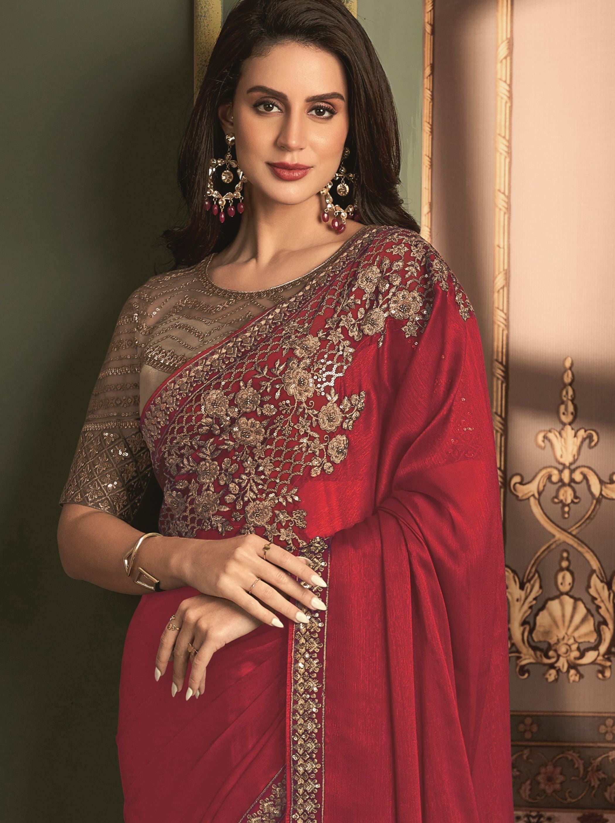 Carmine Red premium Saree - TrendOye