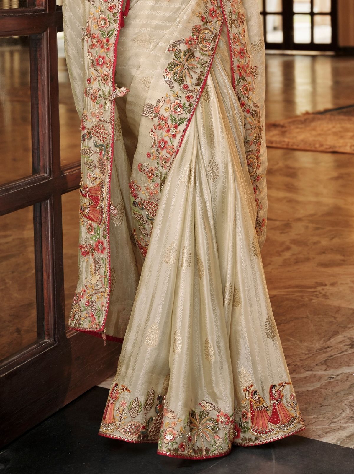 Silver Elegant Designer Wedding Wear Saree With Blouse Piece - TrendOye