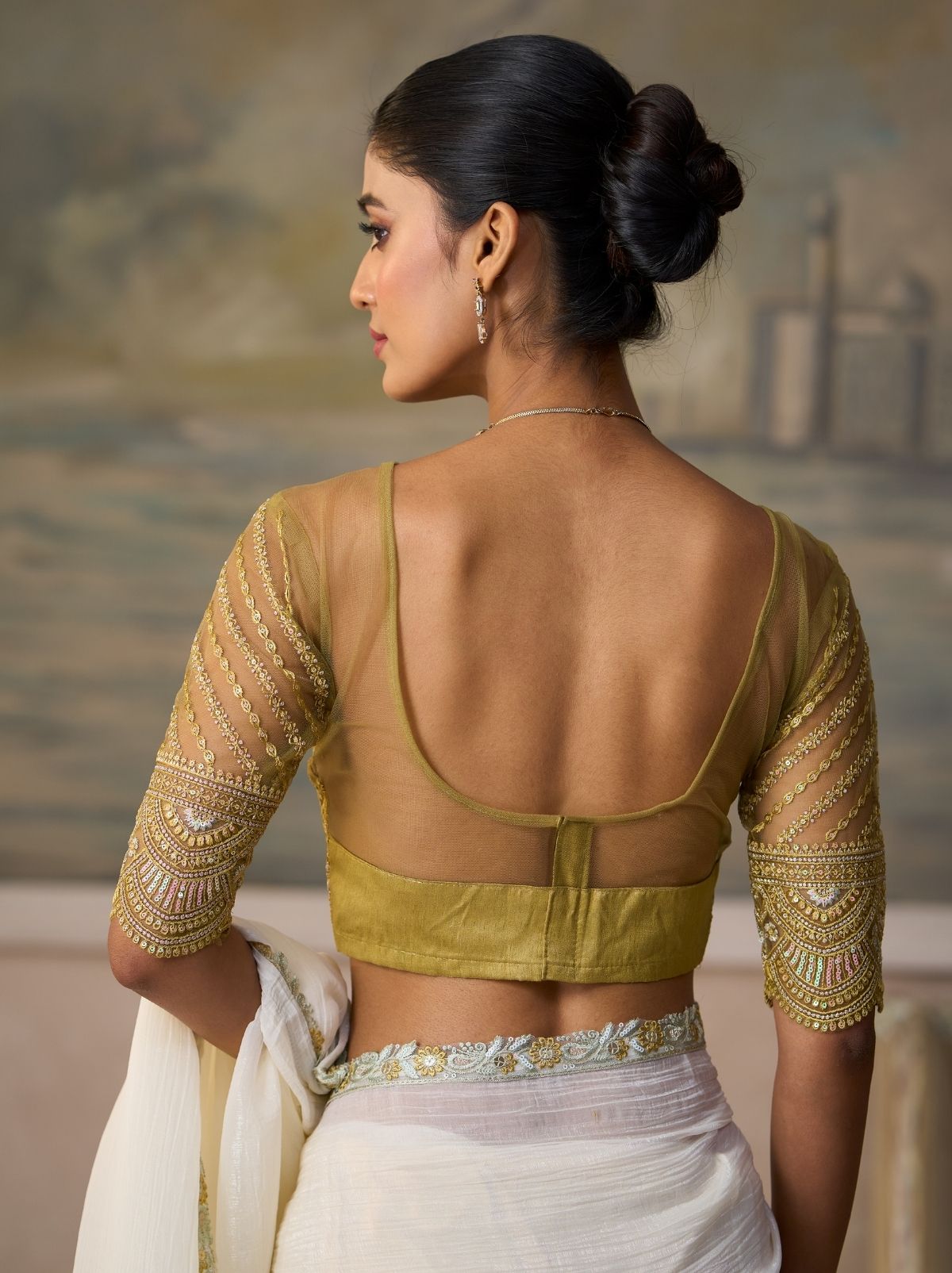 White Regal Embroidered Saree & Net Blouse With Premium Base Liner