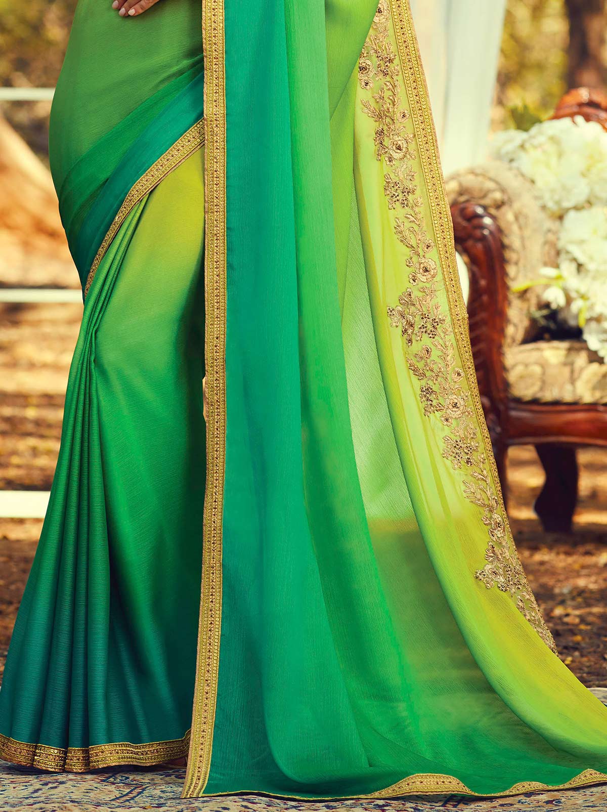 Refreshing green dual-tone gradient mulmul silk saree - TrendOye