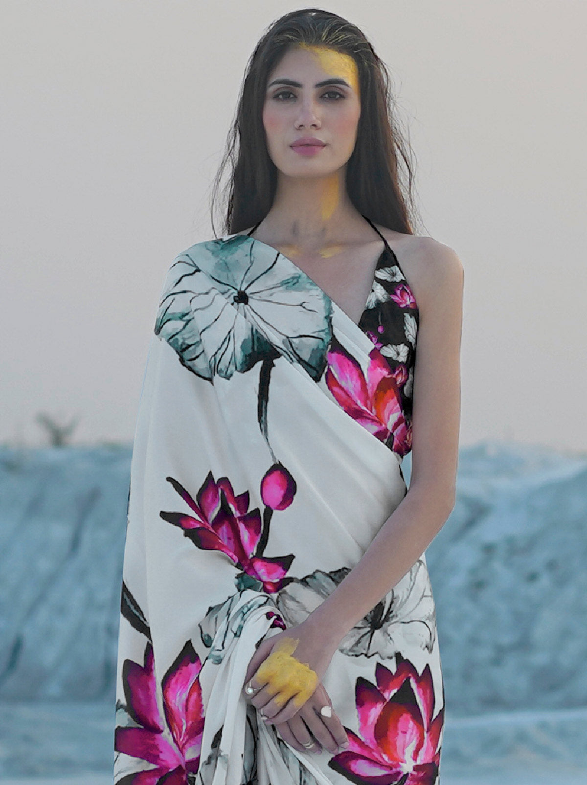 Elegant White Coloured Digital Print Satin Saree - TrendOye