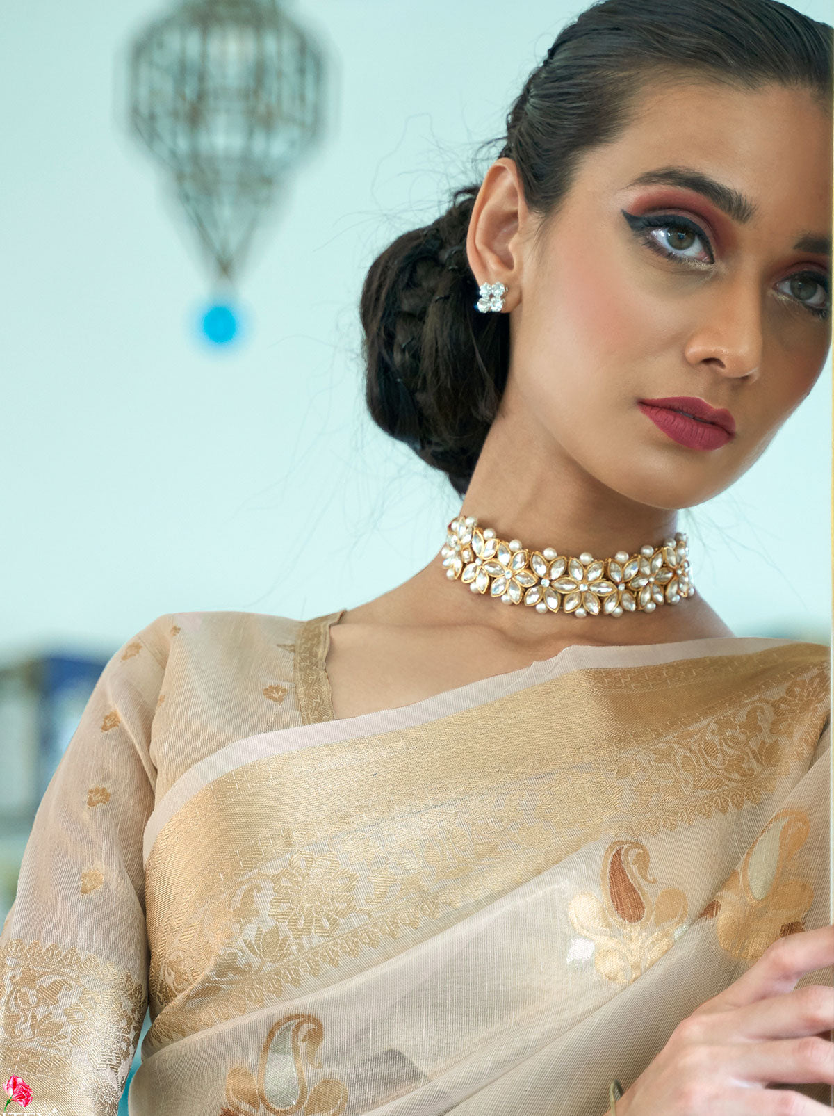 Regal Daisy Organza Saree With Golden Zari Work - TrendOye
