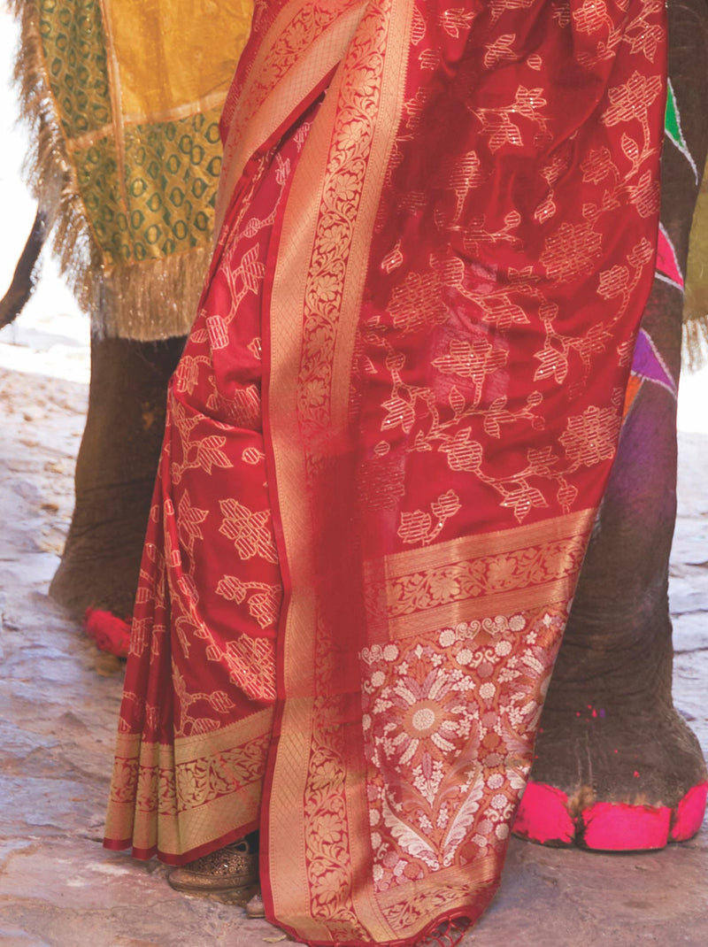 Red Kanjivaram Trendoye Saree With Unstitched Blouse - TrendOye