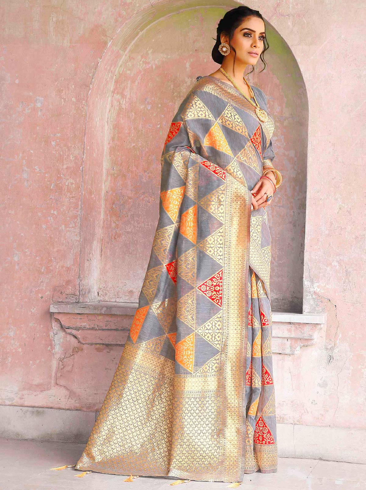 Wonderful Grey Coloured Cotton Silk Saree - TrendOye