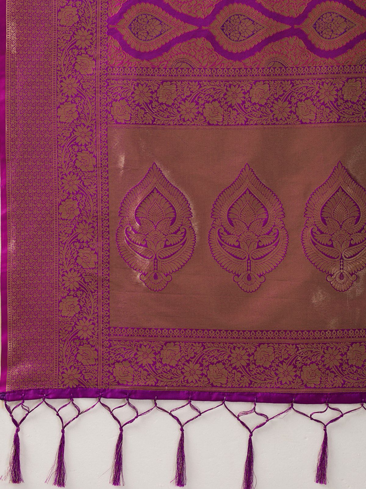 Deep Magenta Pink Kanjivaram Silk Saree with Intricate Gold Zari