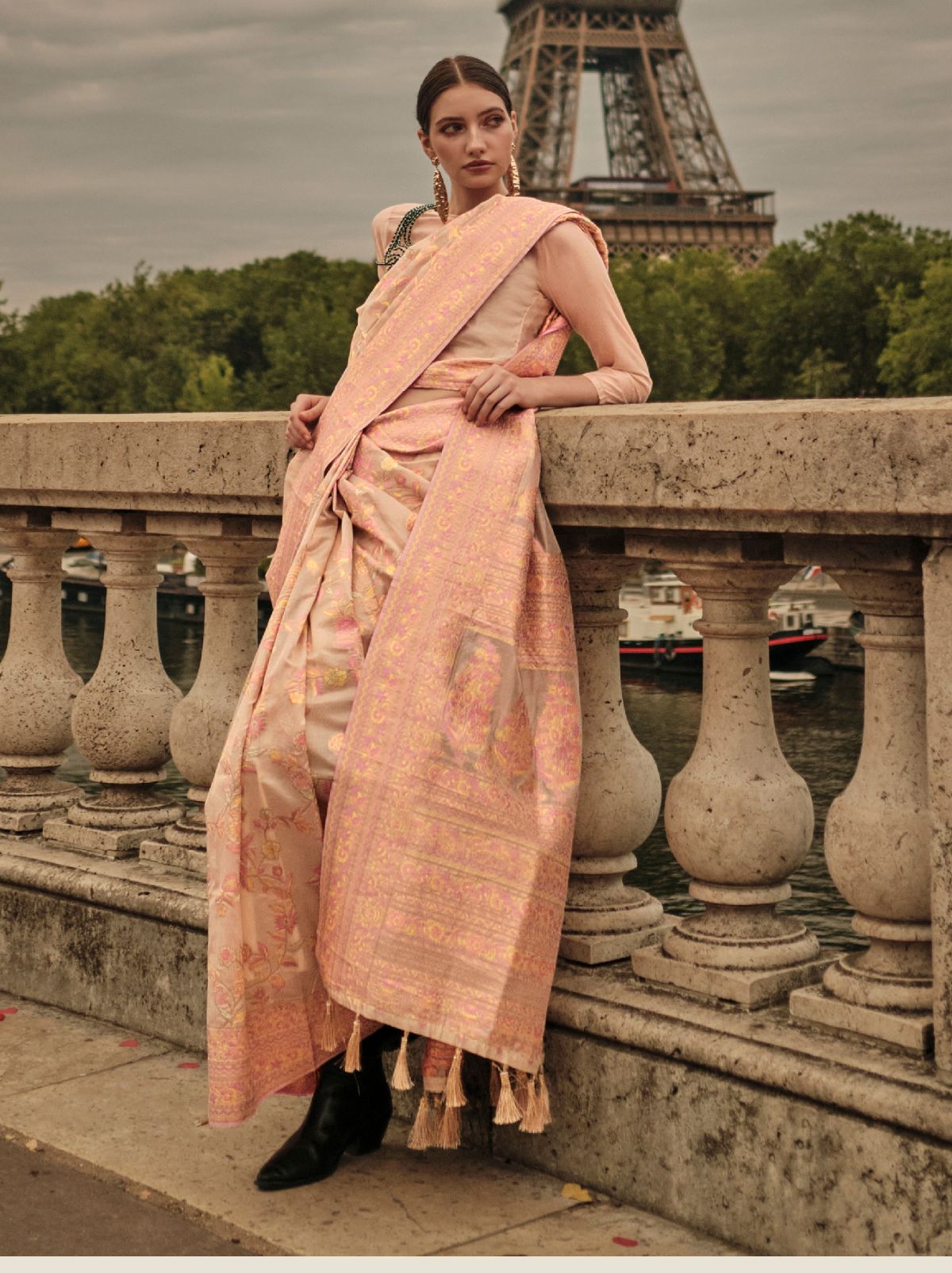 Beige Organza Kashmiri Designer Handloom Silk Saree - TrendOye