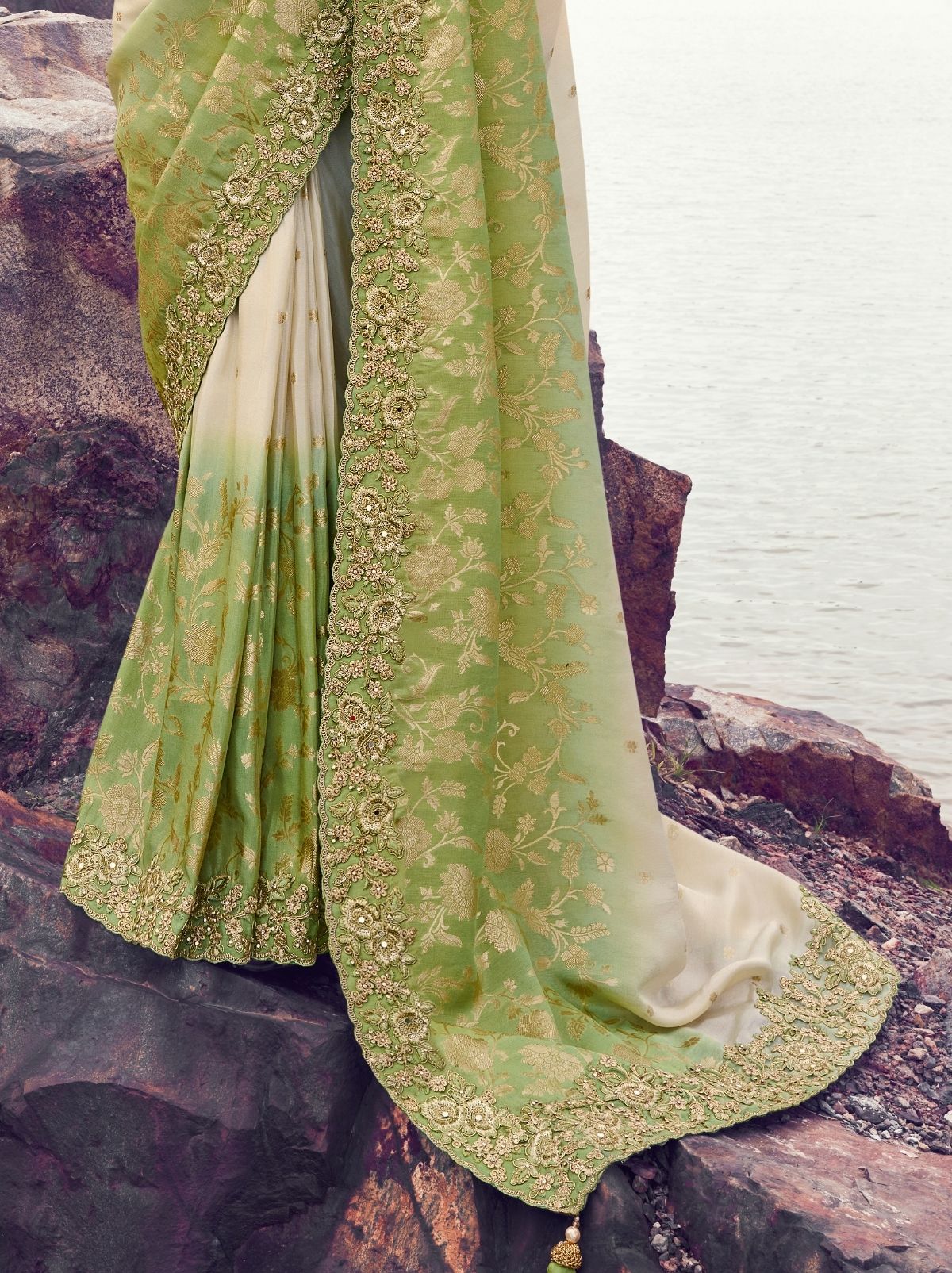 Beige Premium Tissue Silk Saree With Blouse Piece