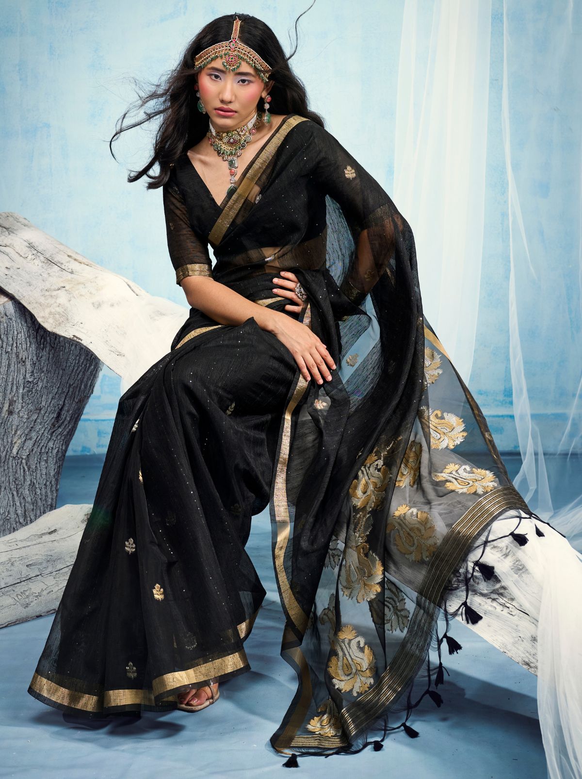 Black Premium Munga Silk Ethnic Saree With Tassels