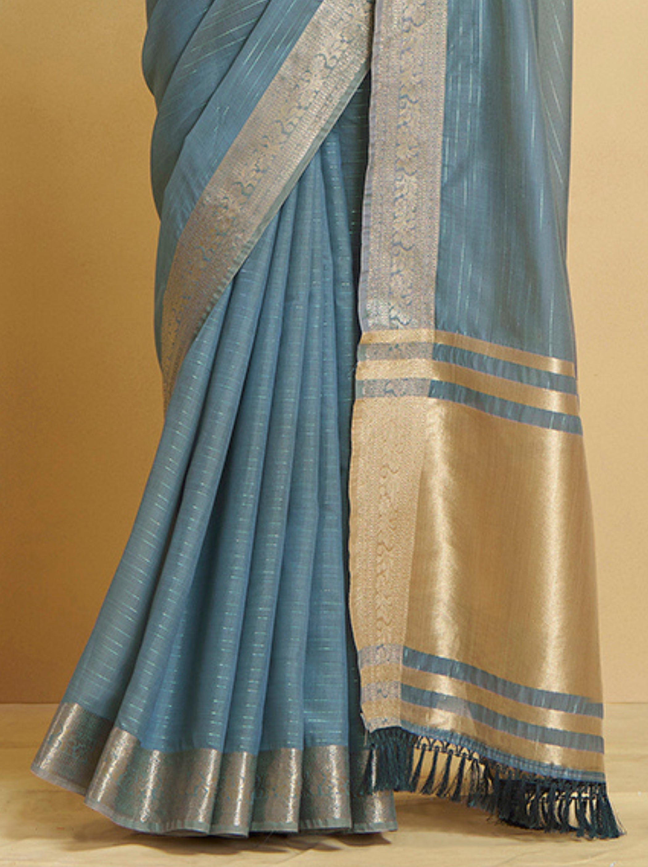 Air Force Blue Handloom Silk Saree With Blouse Piece