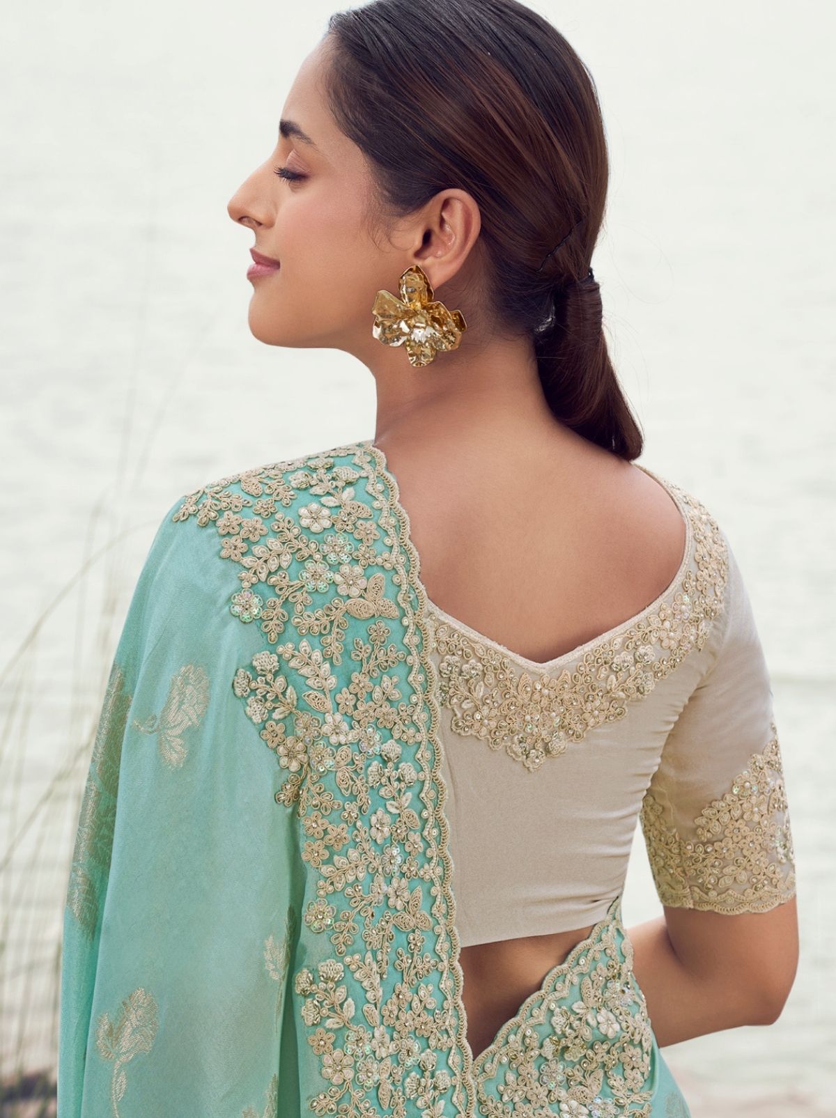 Powder Blue Premium Tissue Silk Saree With Blouse Piece